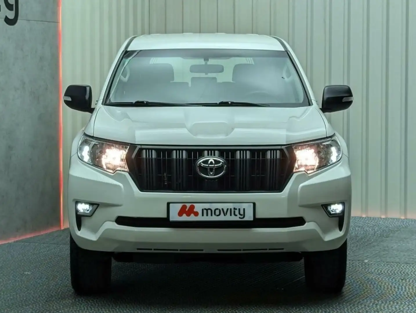 Toyota Land Cruiser 2.8 D-4D 7PL GX 177CV Blanco - 2