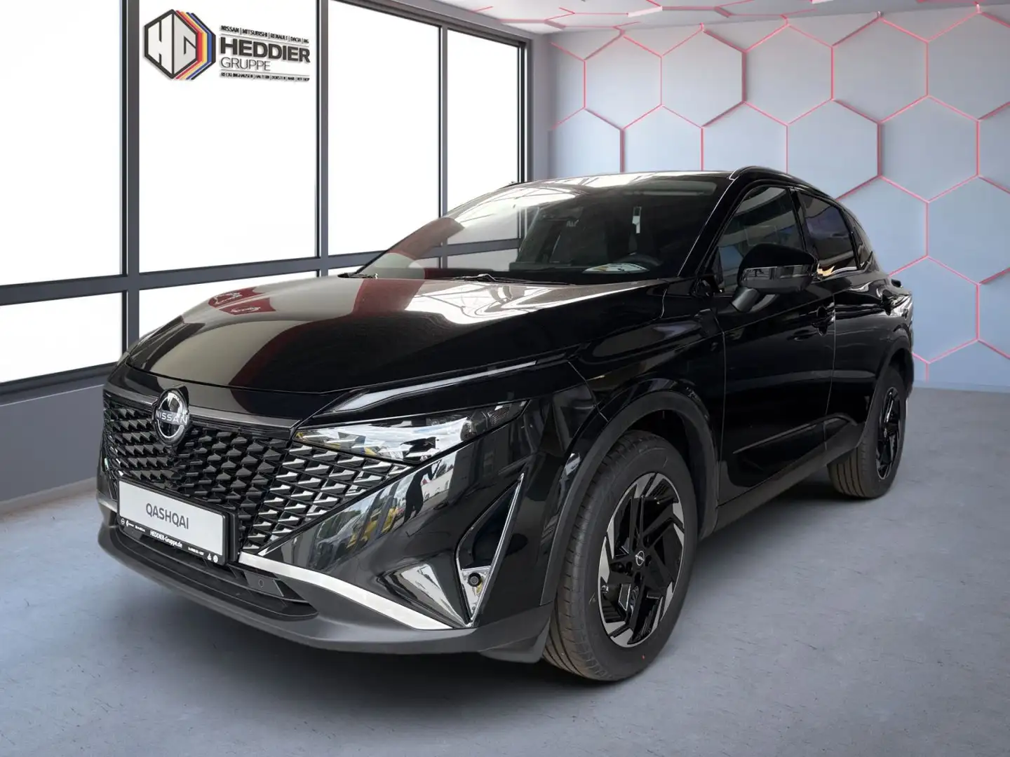 Nissan Qashqai N-Connecta*NAVI*PDC*SHZ*KAMERA Zwart - 1