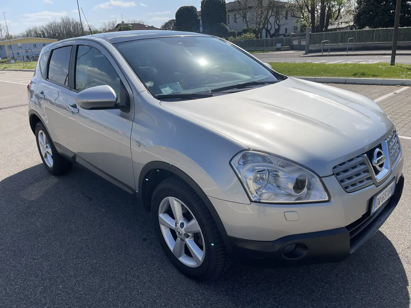 Nissan Qashqai Qashqai 2.0 dci Lounge 4x4 Grigio - 1