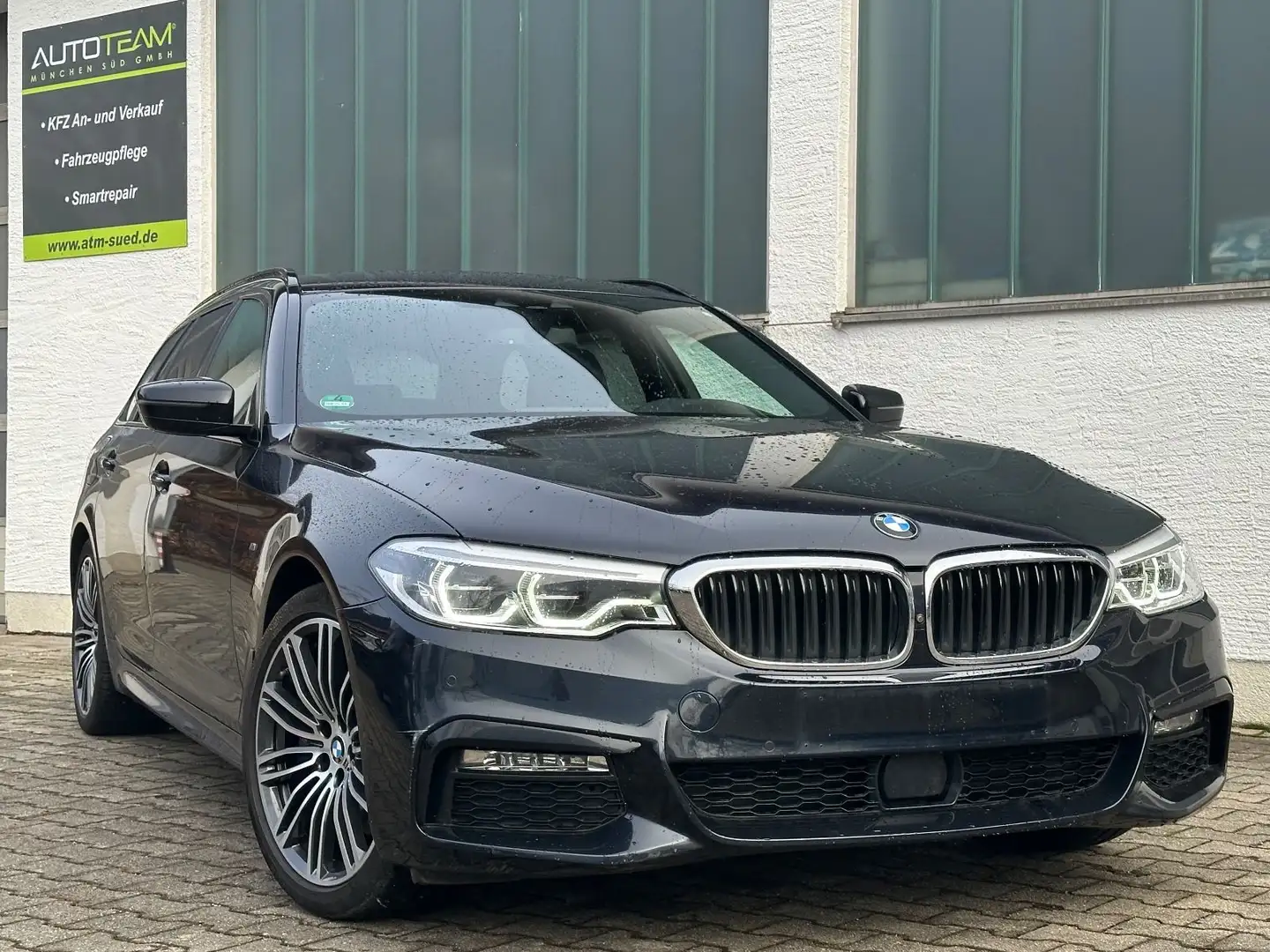 BMW 530 d xDrive*M Sportpaket*ACC*Adap LED* Schwarz - 1