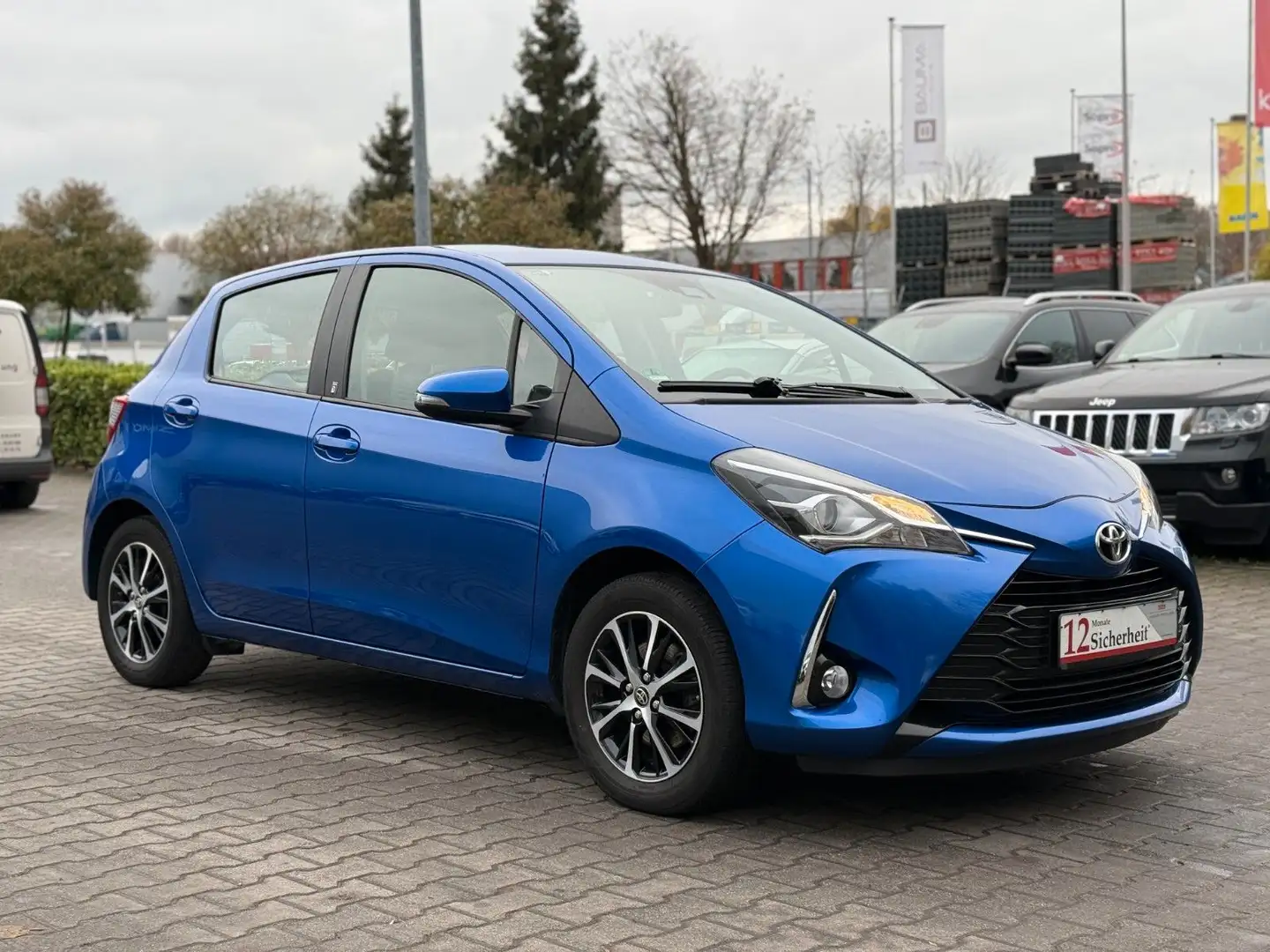 Toyota Yaris Team D Garantie *Navi *Kamera *wenig Km Bleu - 1