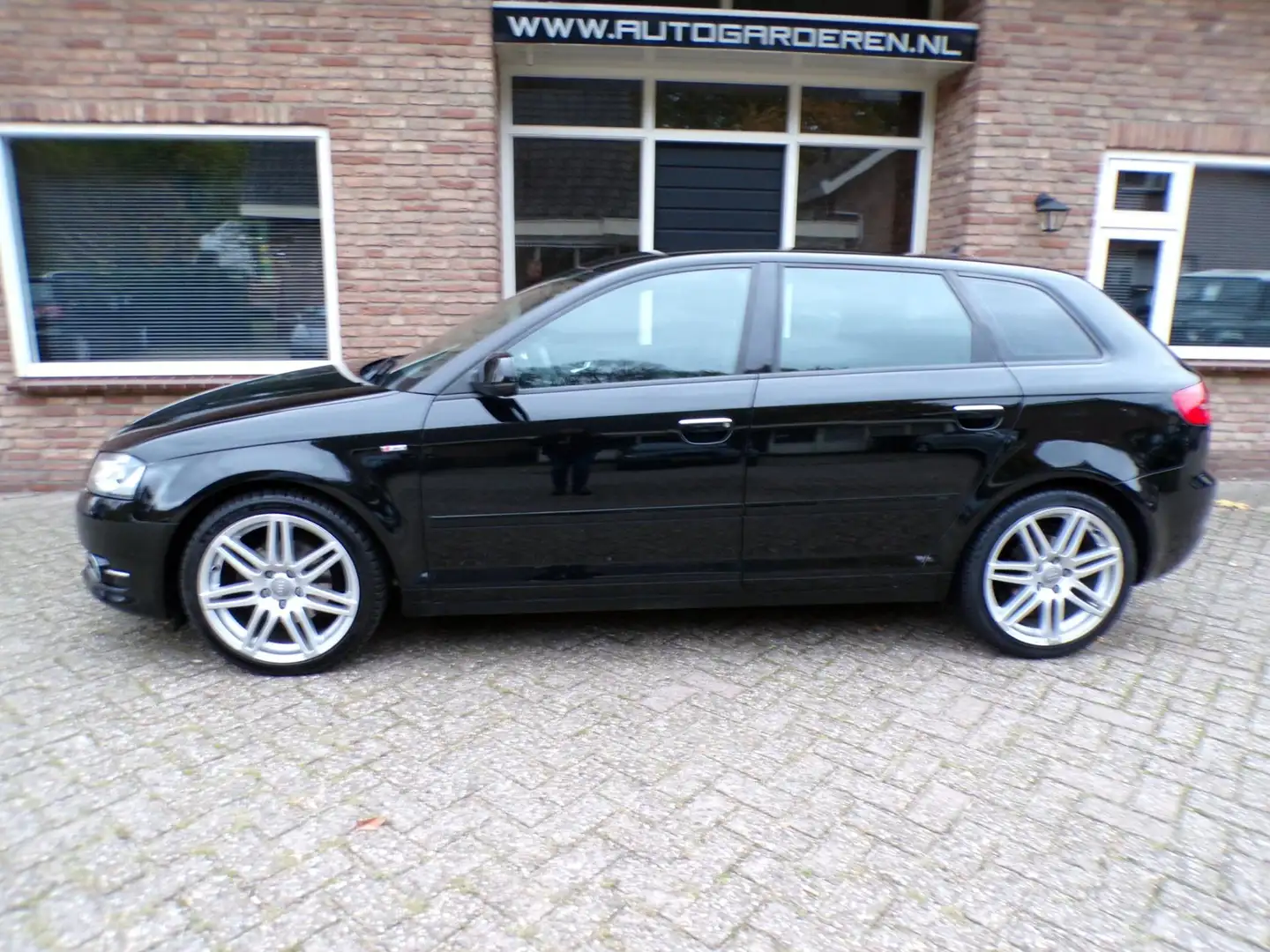 Audi A3 Sportback 1.4 TFSI Ambition Pro Line-S Noir - 2