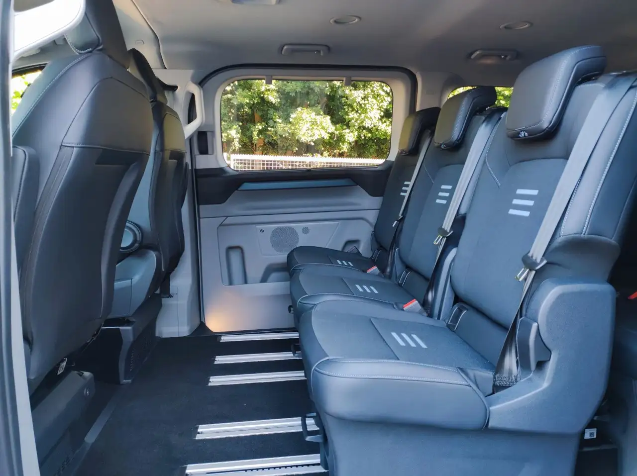 Ford Tourneo Custom 2026 — фото 11
