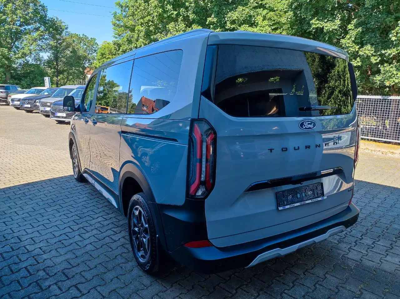 Ford Tourneo Custom 2026