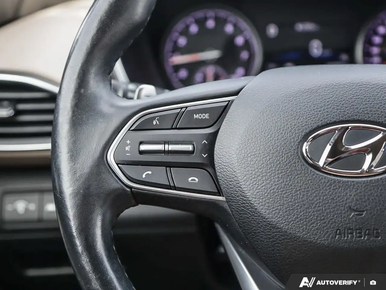Hyundai SANTA FE снимка Hyundai SANTA FE