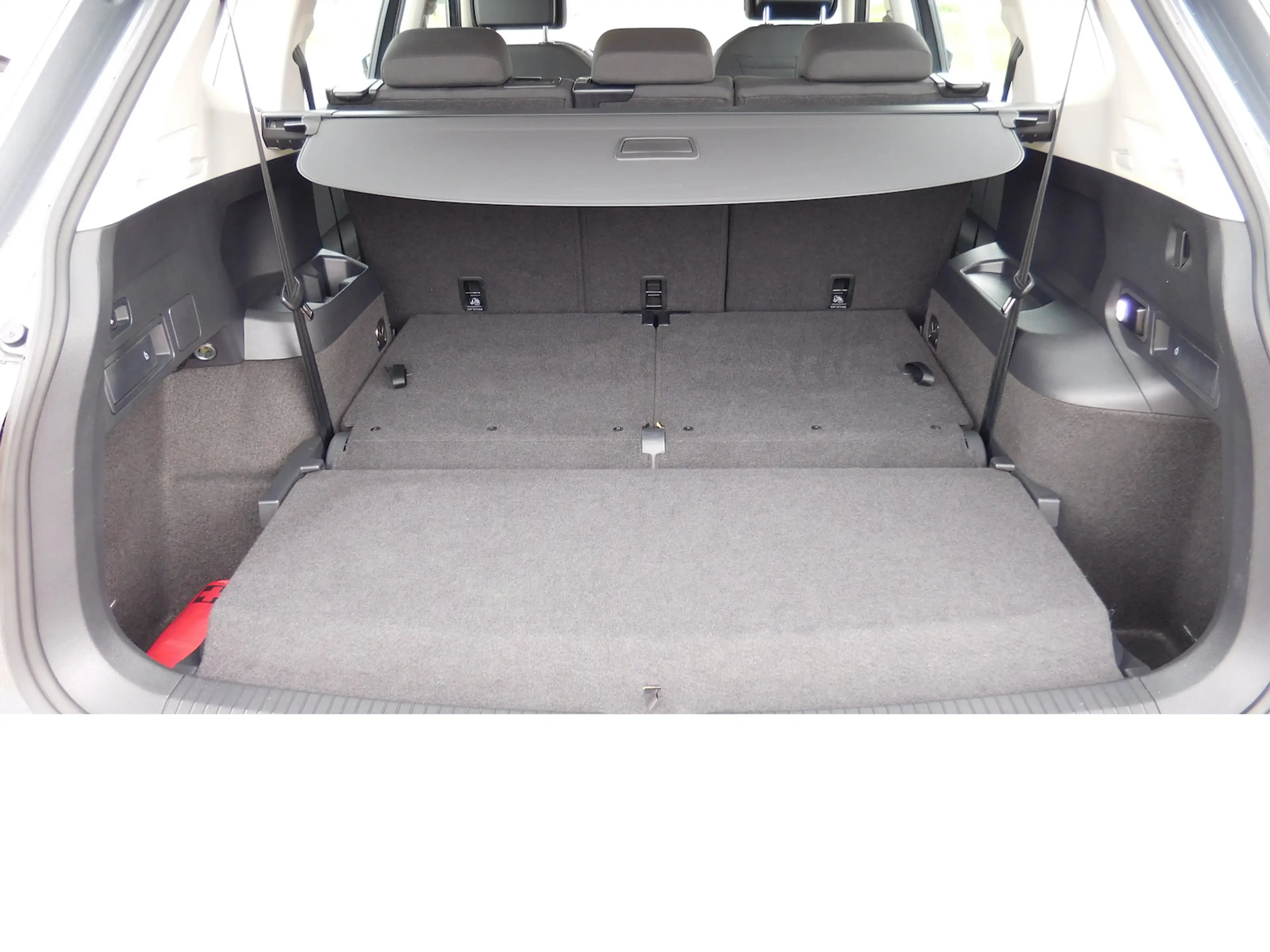 Volkswagen Tiguan Allspace 1.5 TSI Life 7 Sitze Navi DSG — photo 17