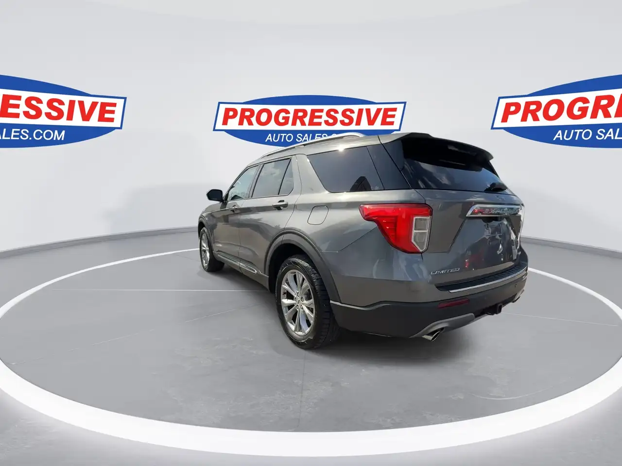 Ford Explorer photo Ford Explorer