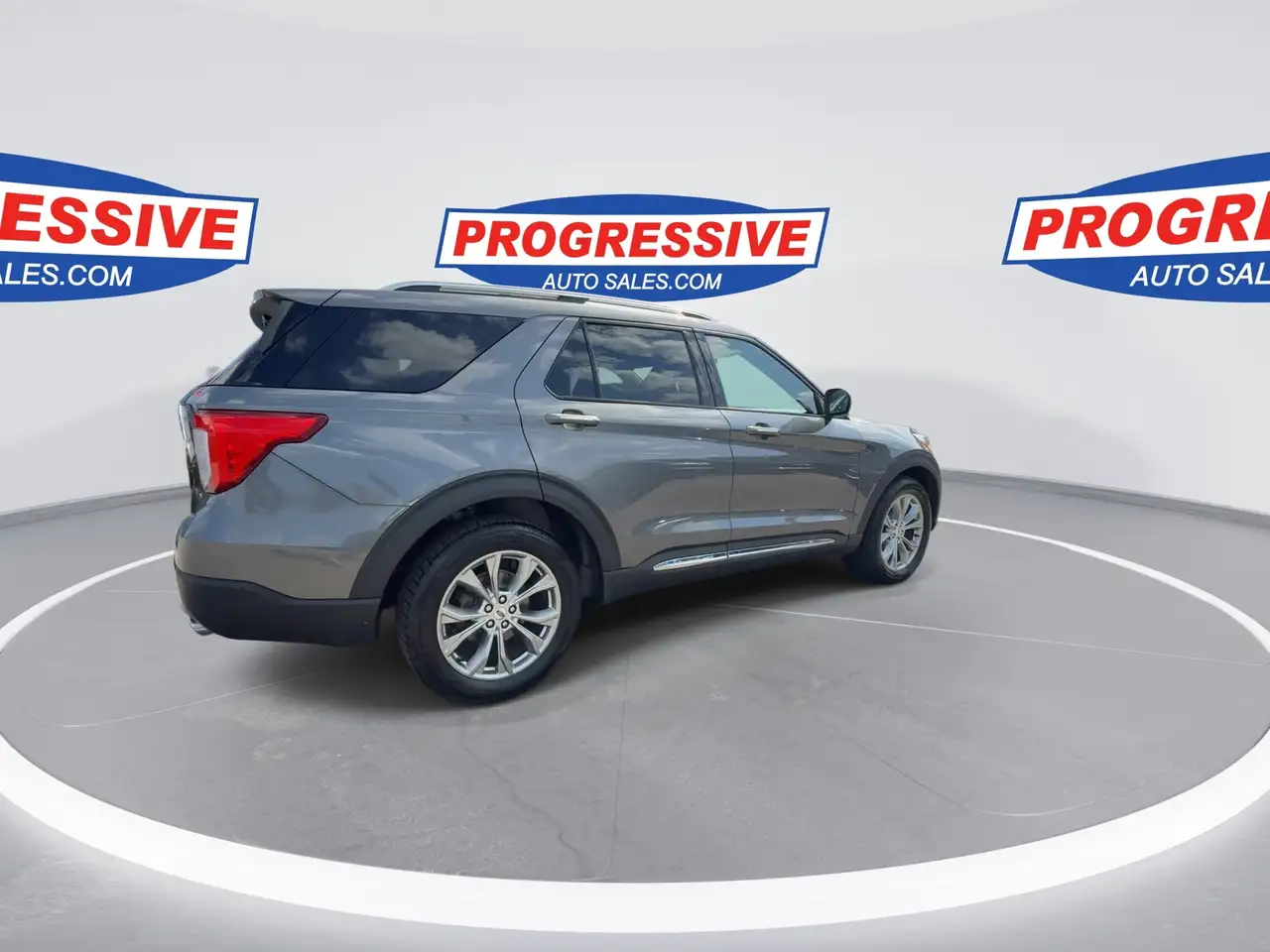 Ford Explorer photo Ford Explorer