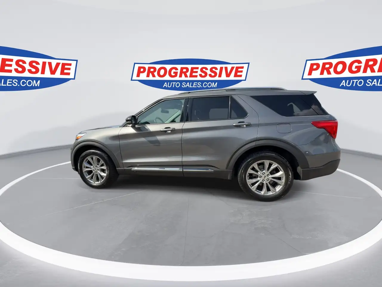 Ford Explorer photo Ford Explorer