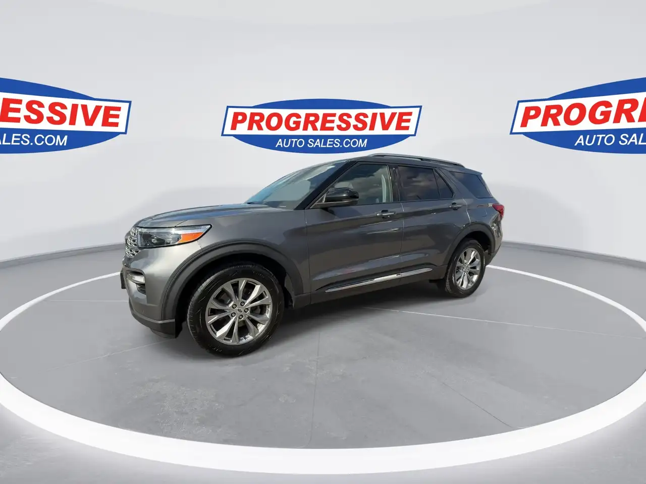 Ford Explorer photo Ford Explorer