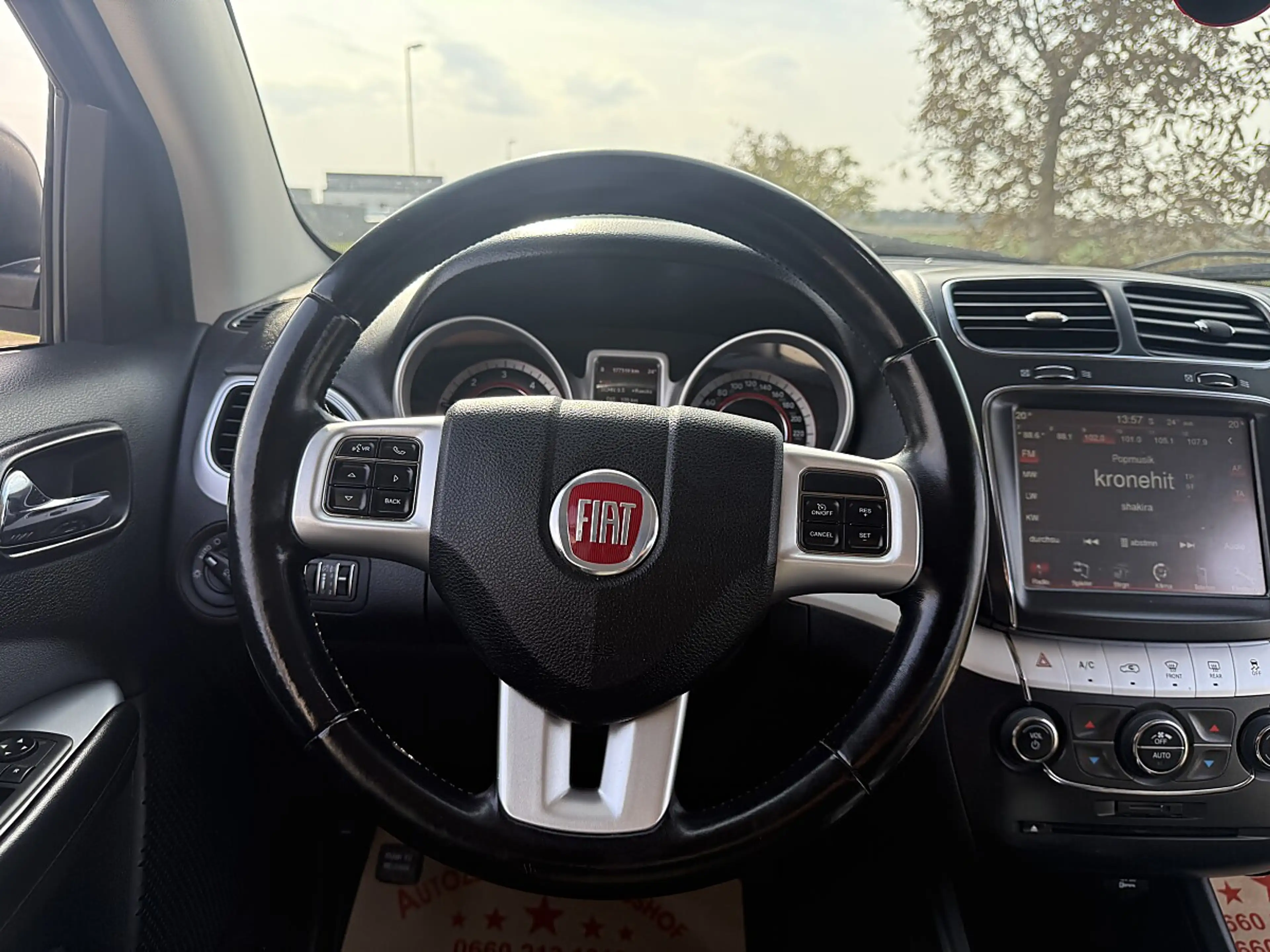 Fiat Freemont 2,0 Multijet II 170 Lounge AWD Aut. — photo 11