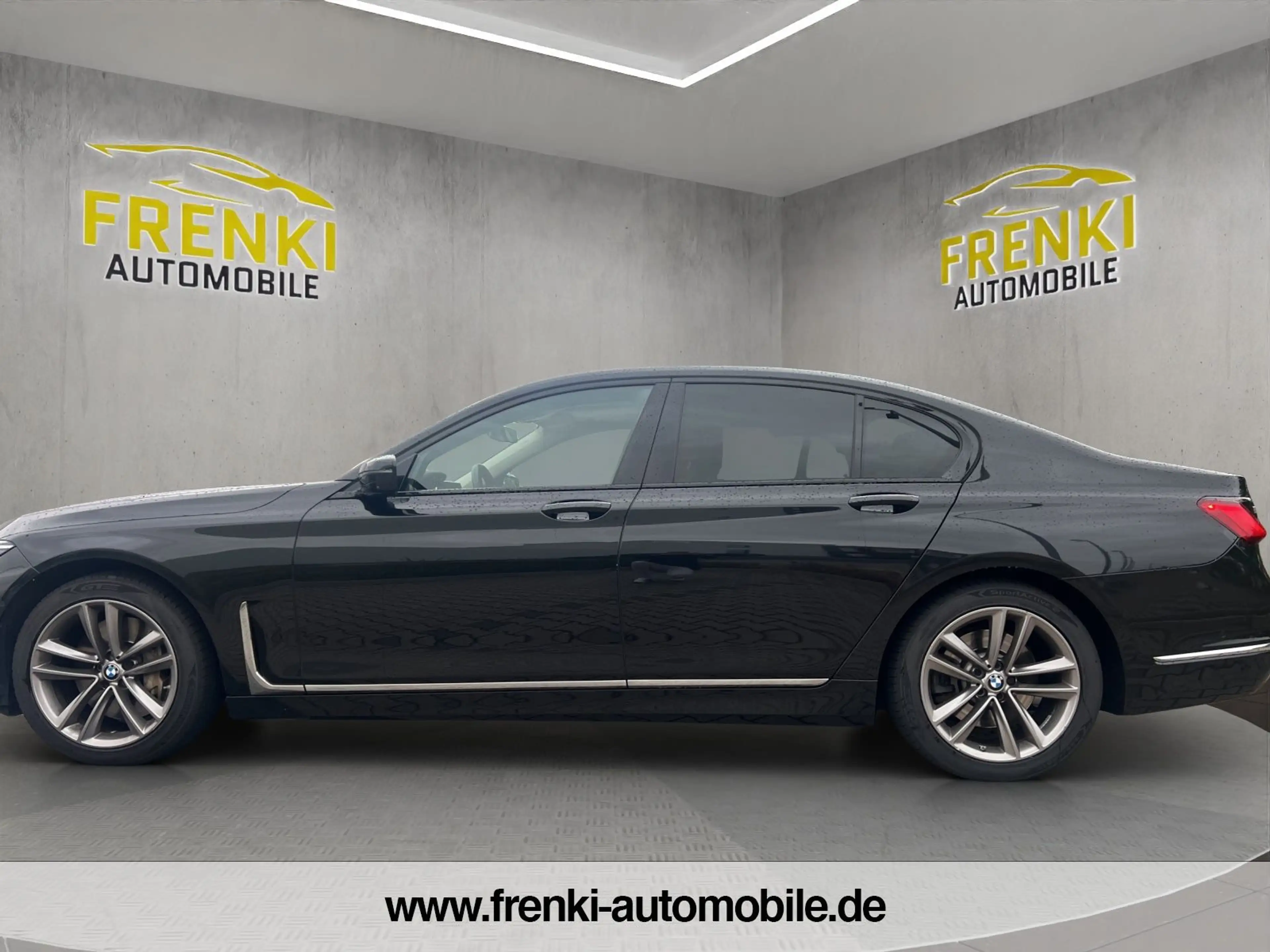 BMW 740 d xDrive *Panorama*Head-Up*AHK* — photo 7
