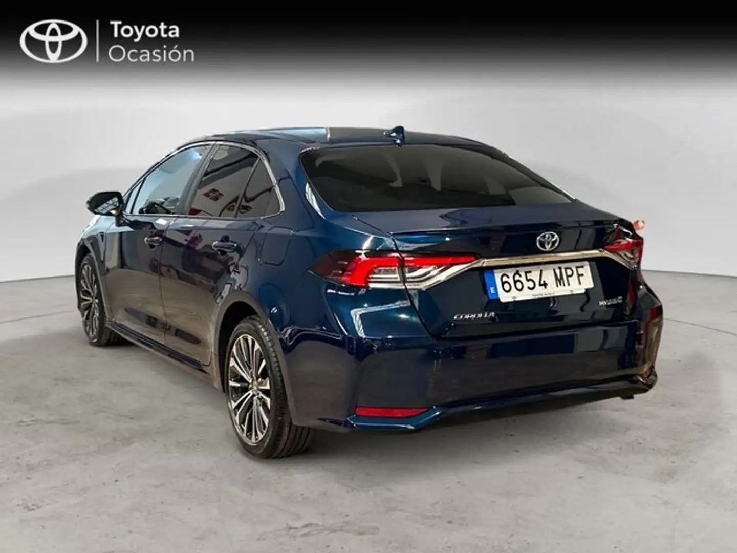 Toyota Corolla Sedan Style 140H e-CVT Azul - 2