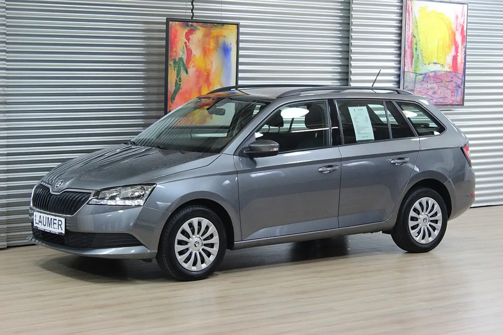 Skoda Fabia Combi 125 1,0 TSI inkl. Skoda Plus Garantie 13.... Gris - 1