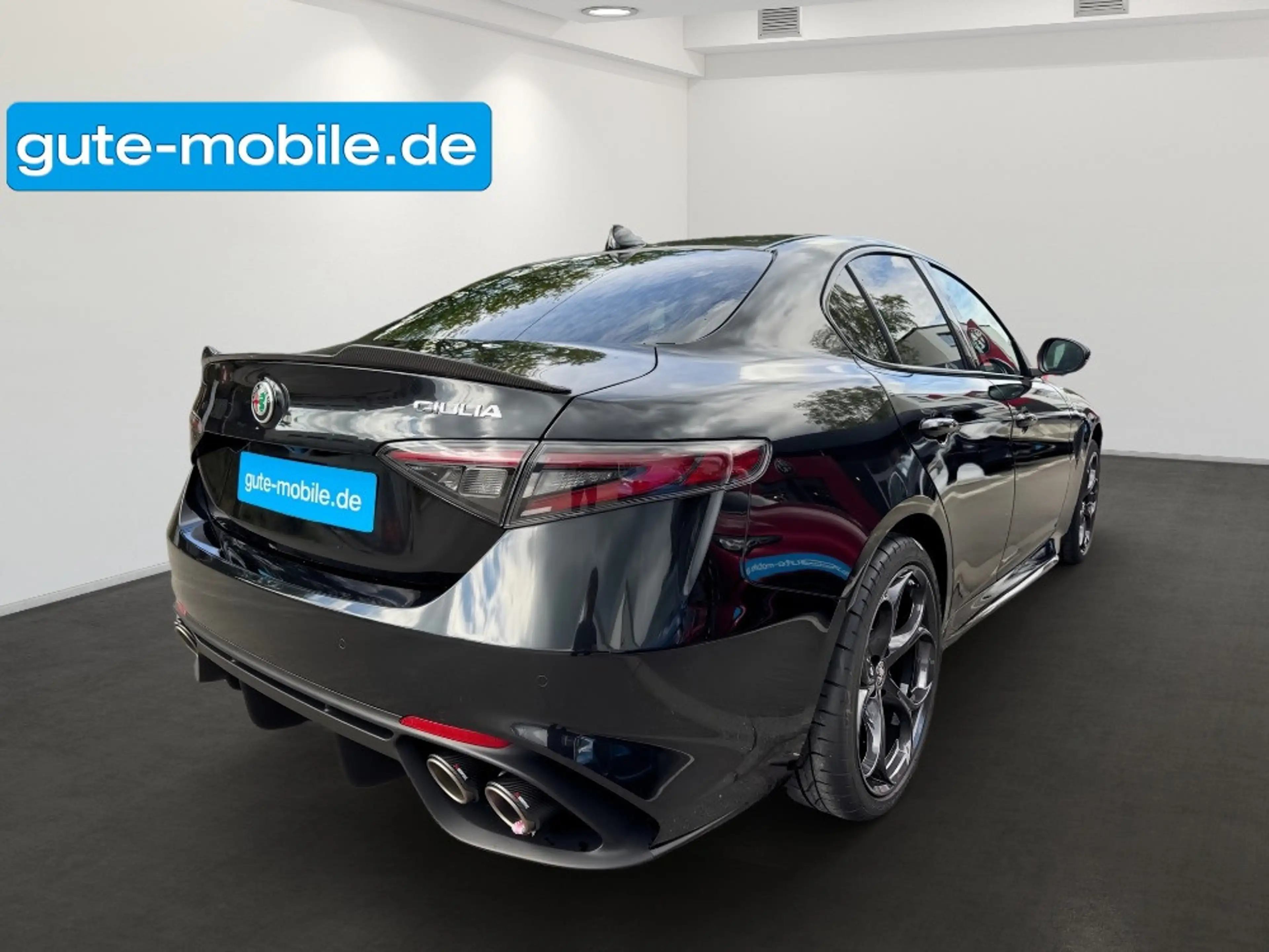 Alfa Romeo Giulia Quadrifoglio MY24 SOFORT|KERAMIK|AKRA — photo 5
