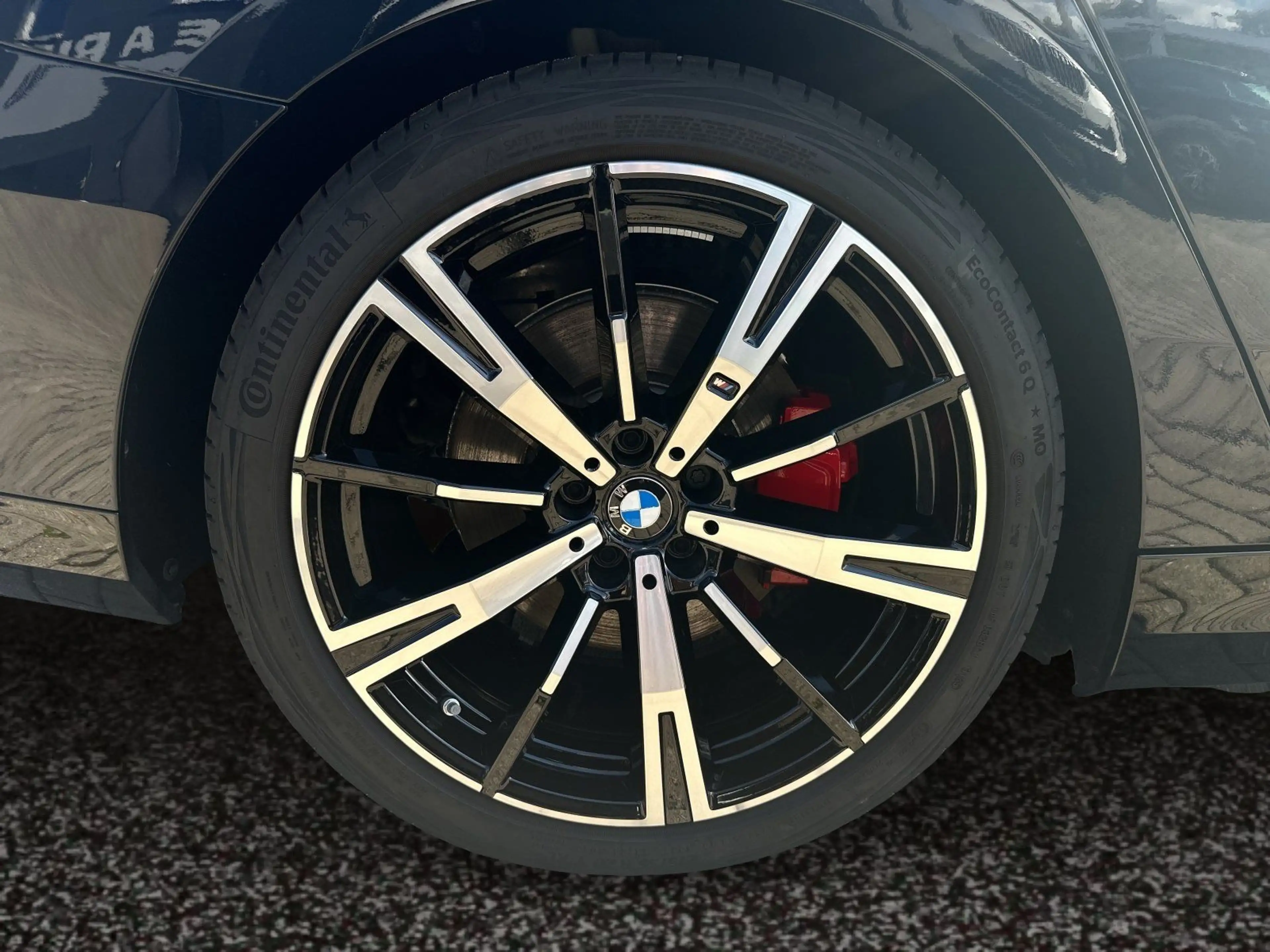 BMW i5 eDrive40 Touring M Sportpaket DAB LED AHK — photo 9