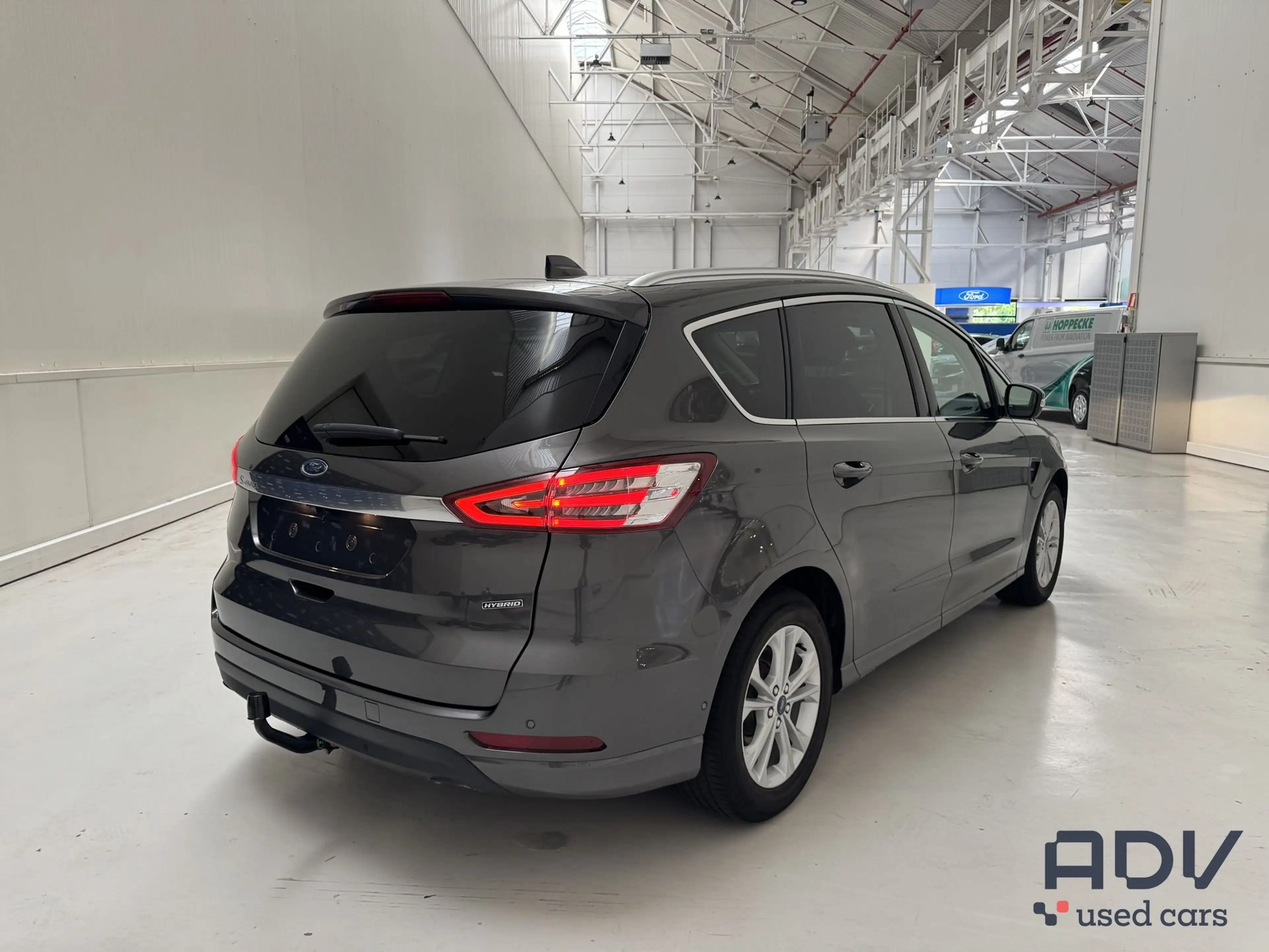 Ford S-Max Full Hybride - Winter Pack - 7 zitplaatsen!! — photo 10