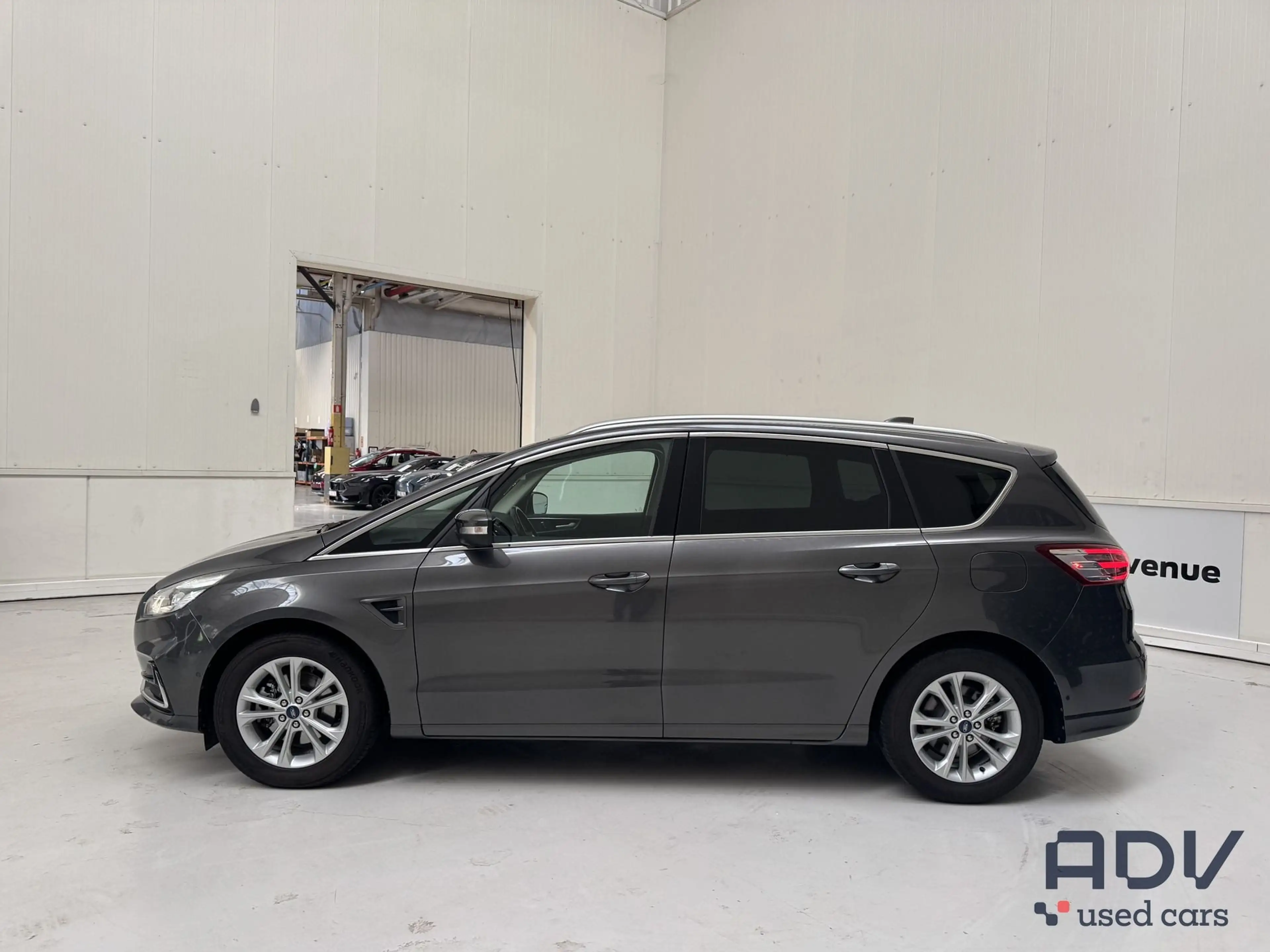 Ford S-Max Full Hybride - Winter Pack - 7 zitplaatsen!! — photo 2