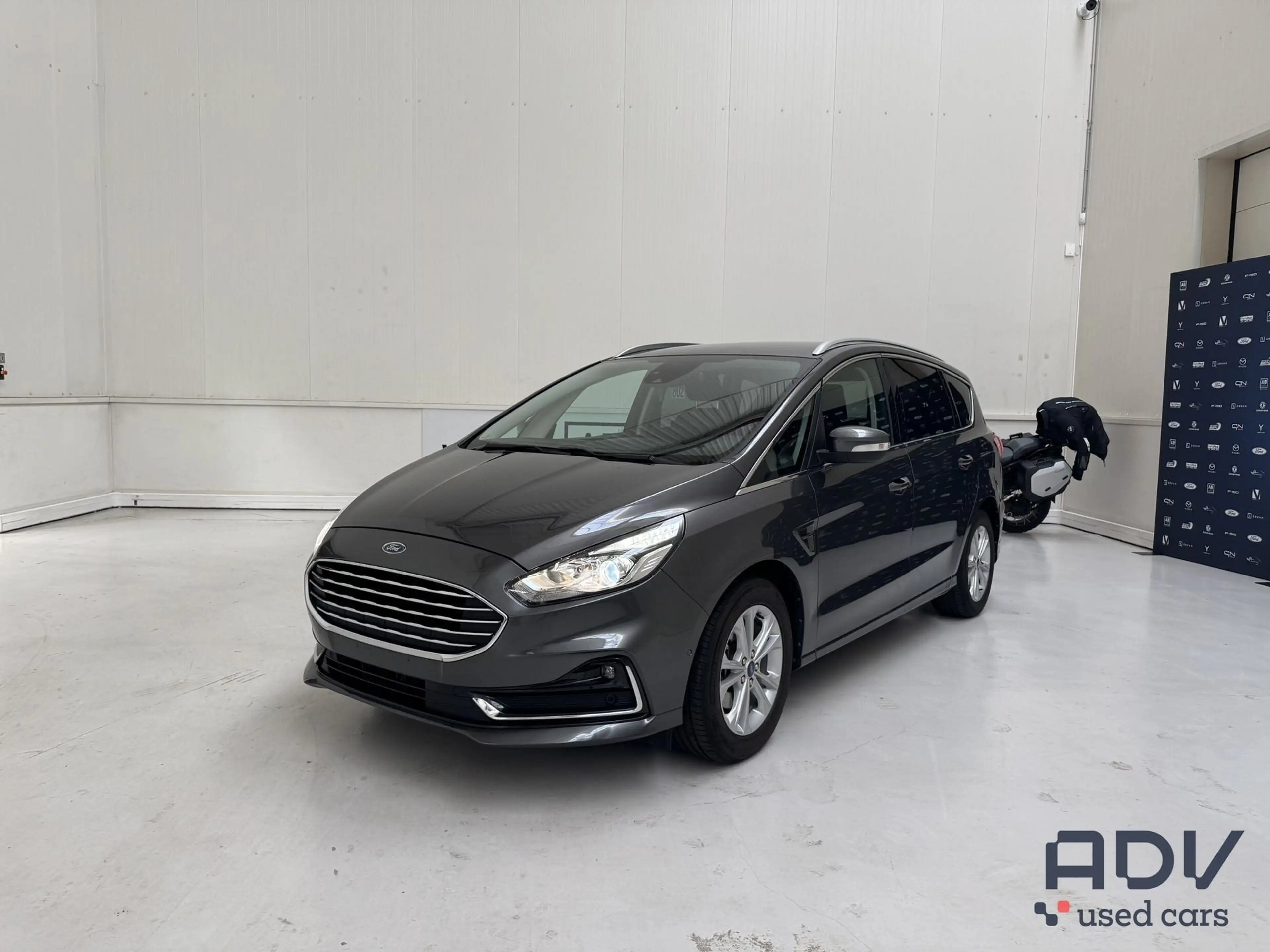Ford S-Max Full Hybride - Winter Pack - 7 zitplaatsen!!