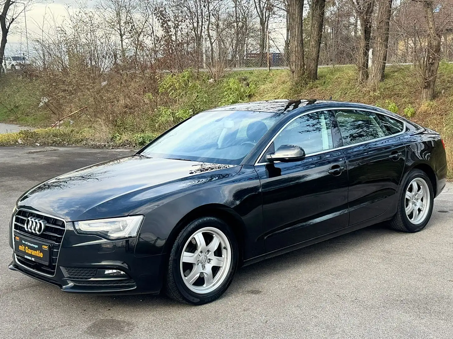 Audi A5 SB 2,0 TDI Aut.|Zahnriemen neu| Sehr gepflegt| Schwarz - 2