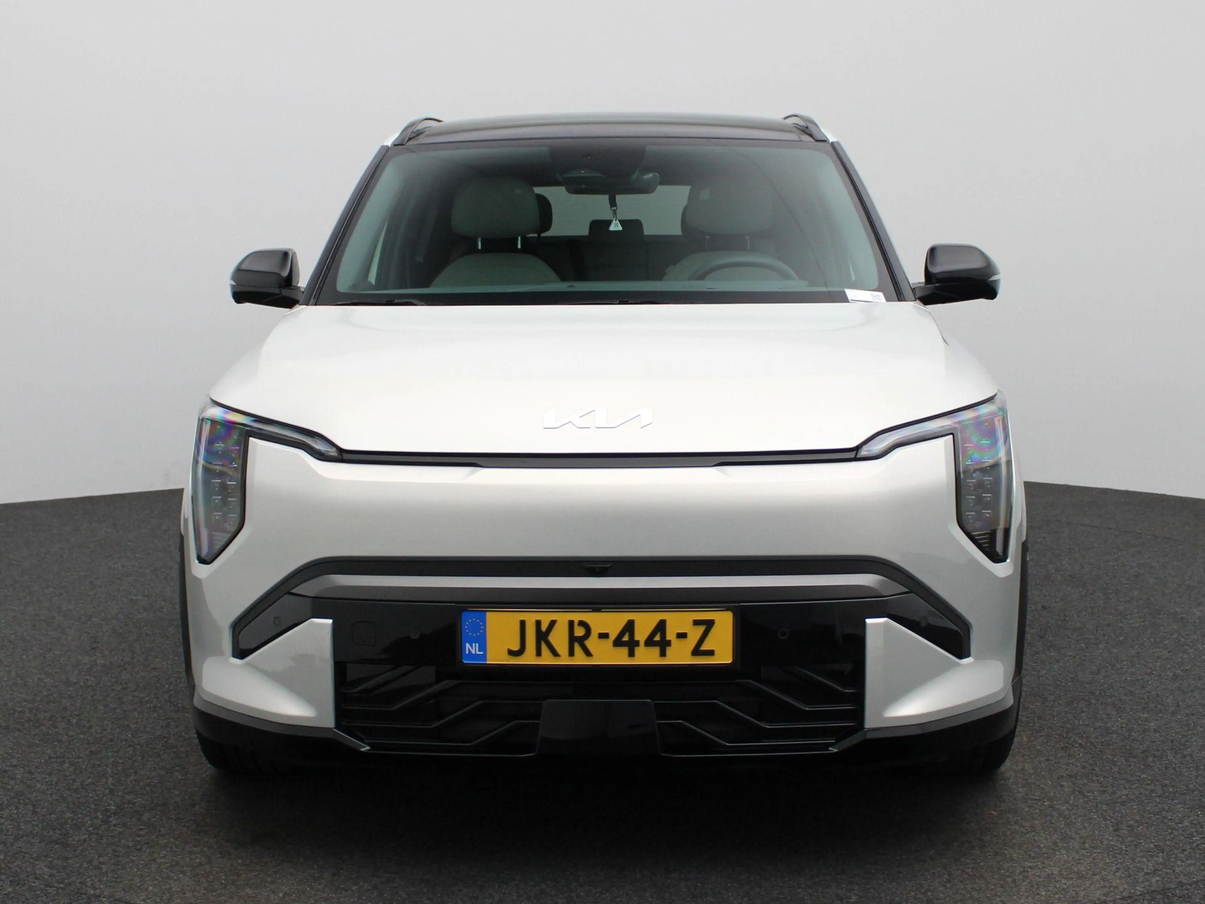 Kia EV3 GT-PlusLine 81.4 kWh | NAVI | CAMERA | ELEKTR KLEP — photo 3
