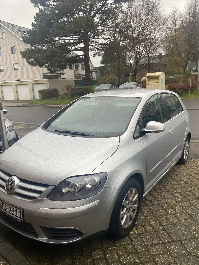 Volkswagen Golf Plus Golf Plus 1.6 FSI Comfortline Argintiu - 1