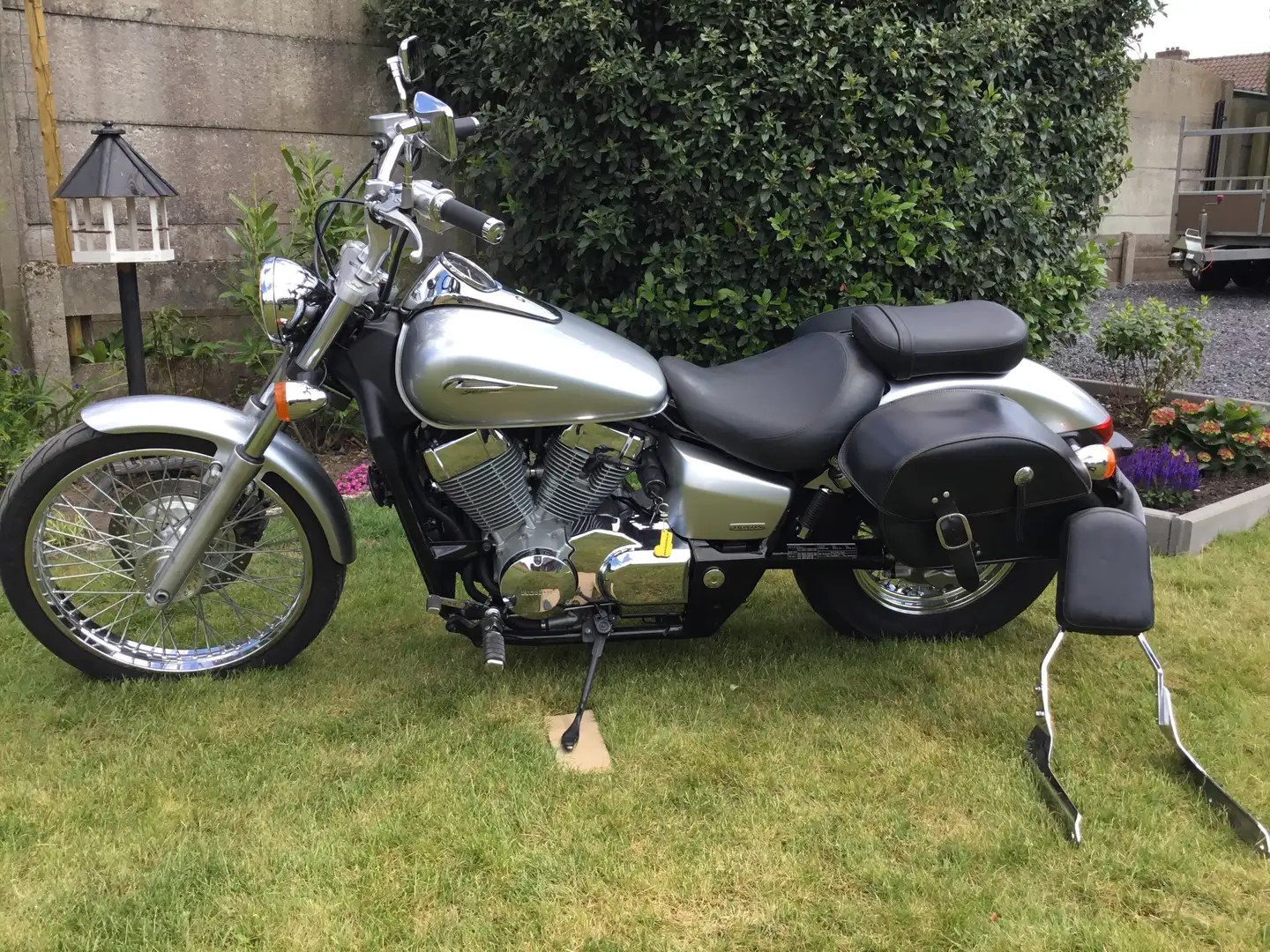 Honda Shadow 750 Plateado - 2