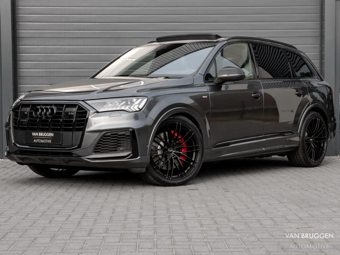 Audi Q7 60 TFSI e quattro Competition Pano RS-Stoelen Trek Grijs - 1