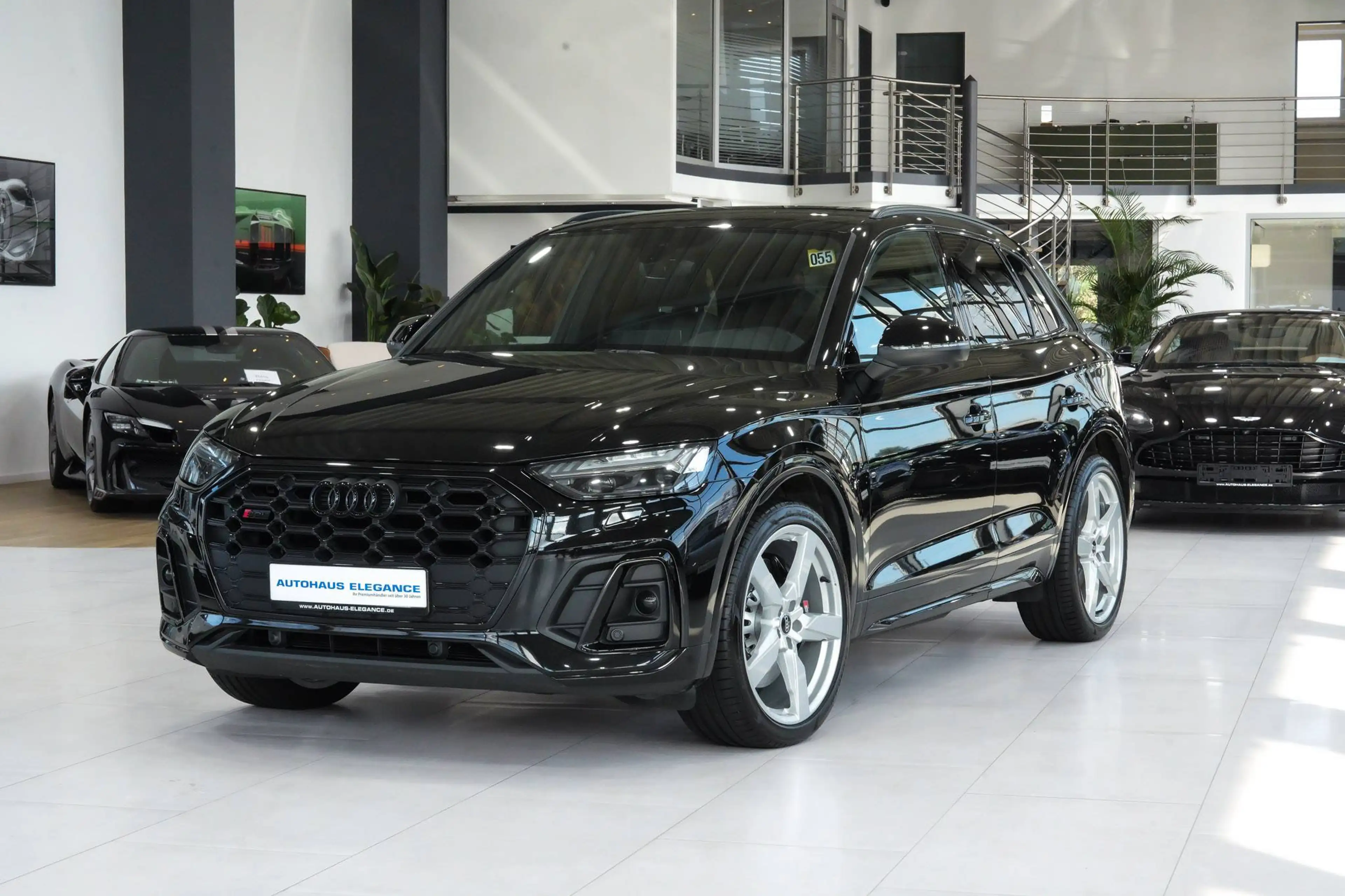 Audi SQ5 quattro*SPORTSITZE*MATRIX*LM"21"*KAMERA*1-HD* — photo 6