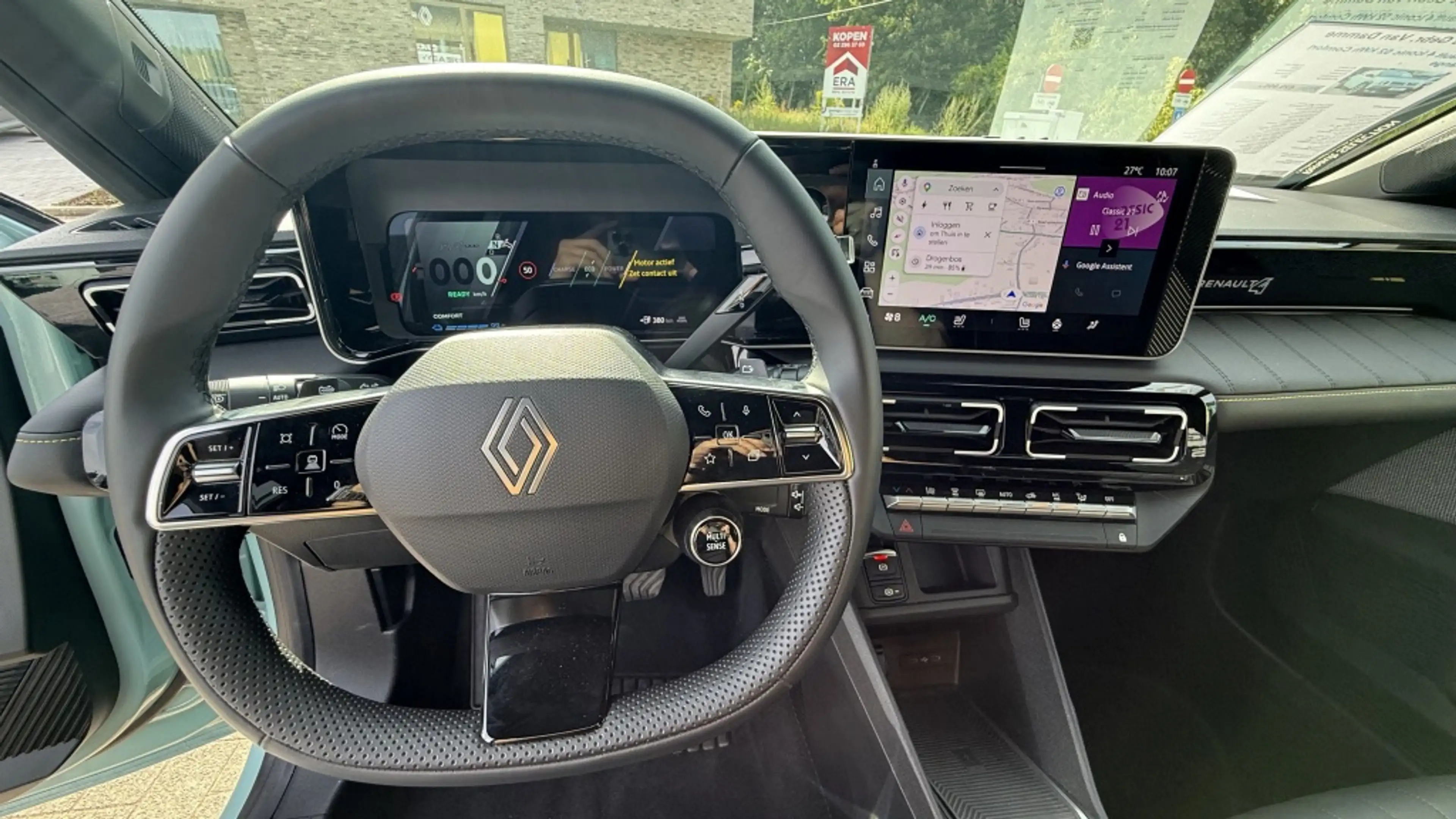 Renault R 4 Iconic 52 kWh Comfort Range — photo 15