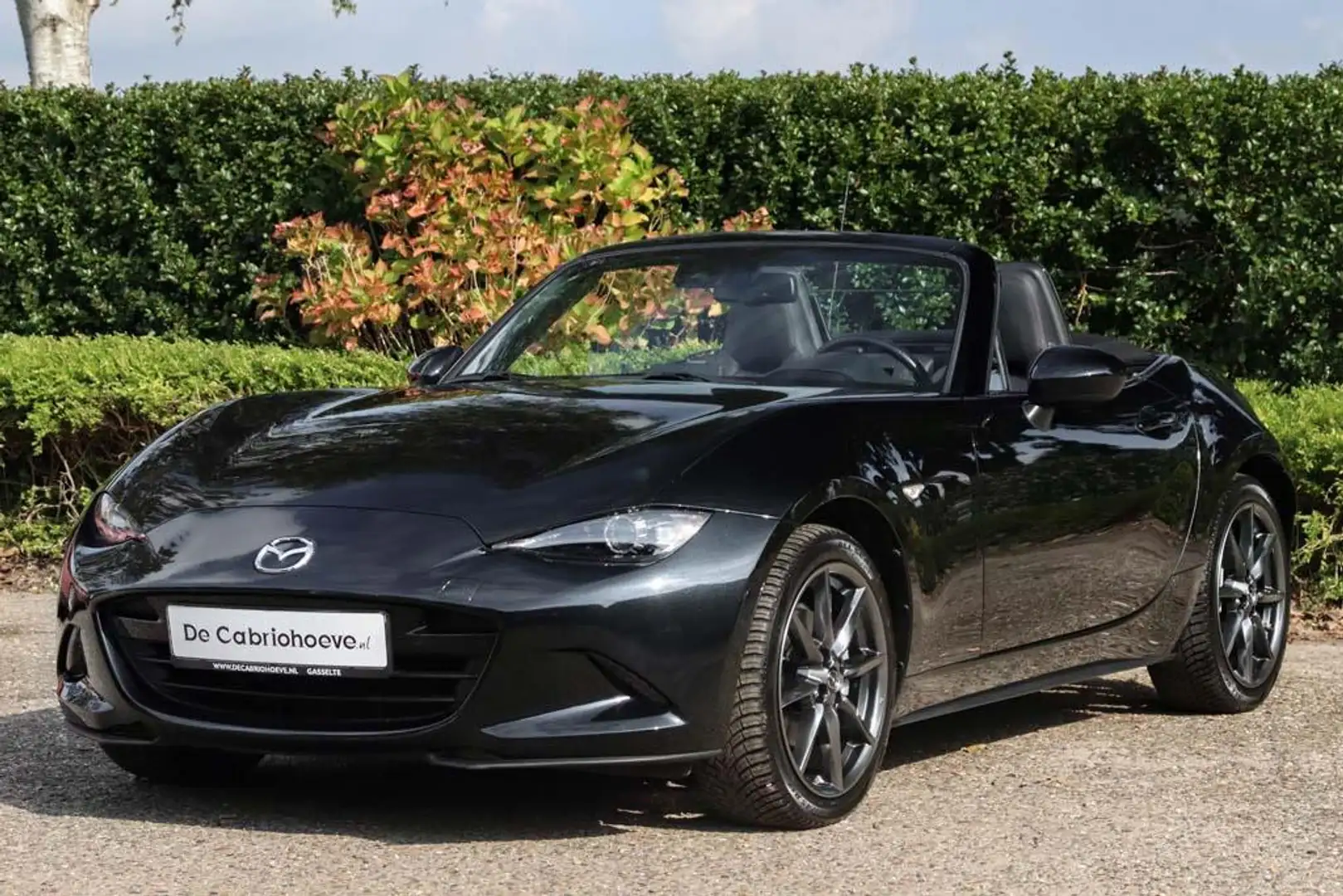 Mazda MX-5 ND 2.0l SkyActiv-G 184 GT-M Jet Black Mica Zwart - 2