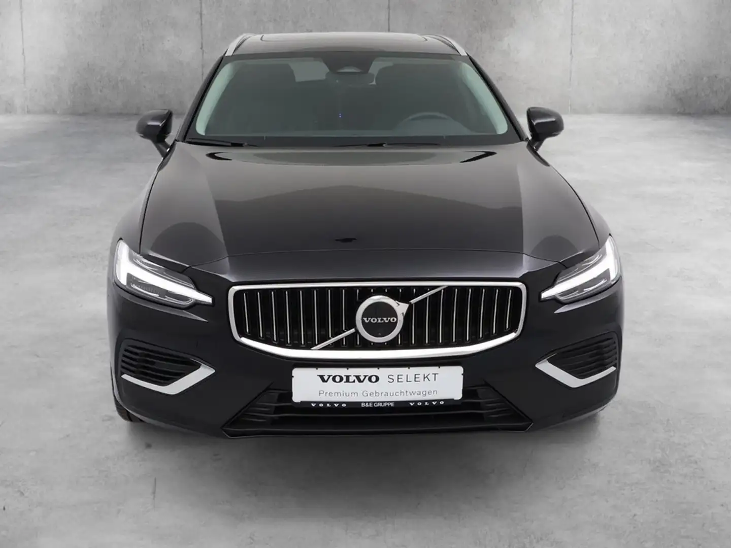 Volvo V60 T6 Plus Bright Plug-In Hybrid AWD 360° Schwarz - 2