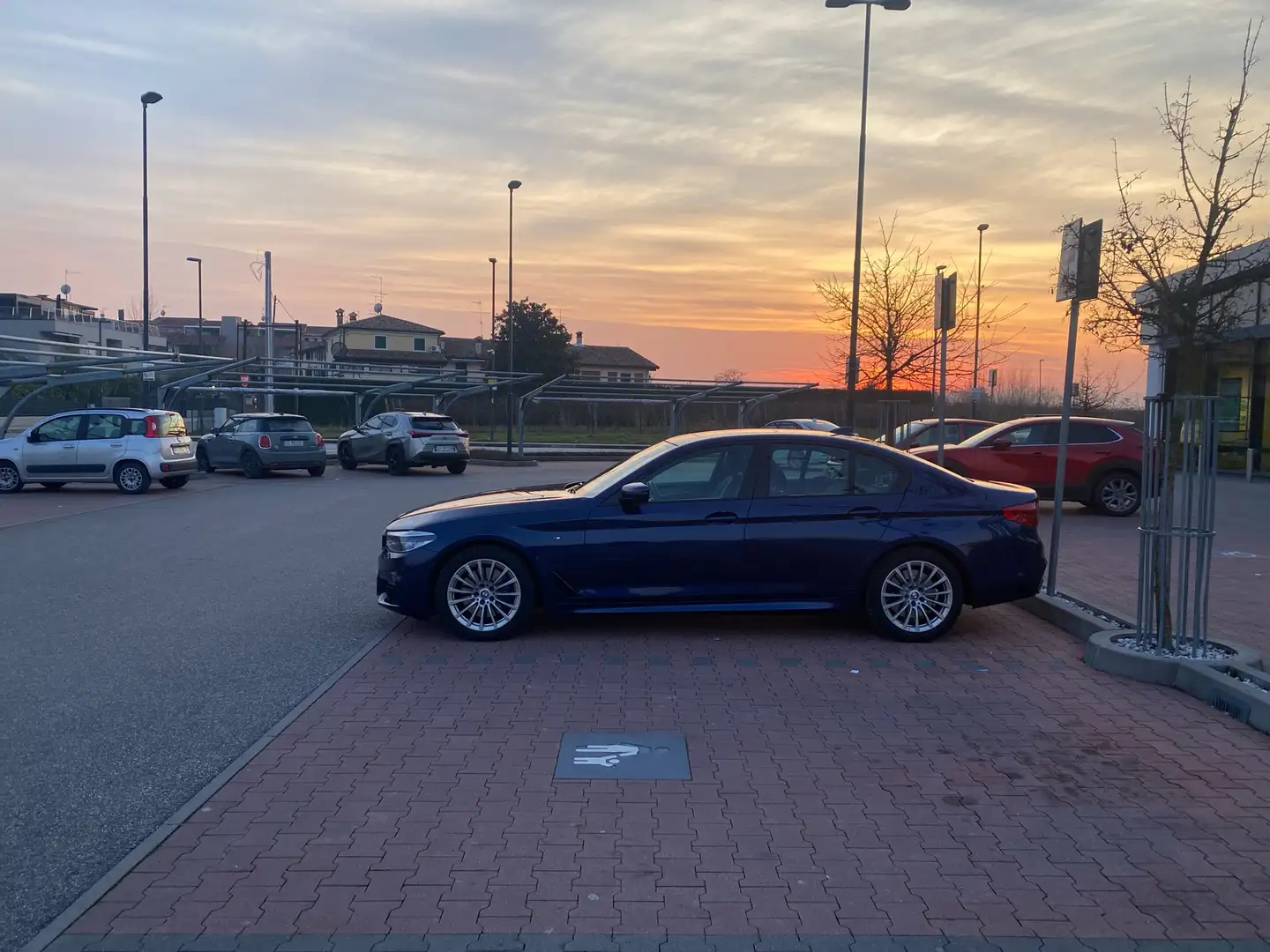 BMW 530 530d xDrive Aut. Blu/Azzurro - 2