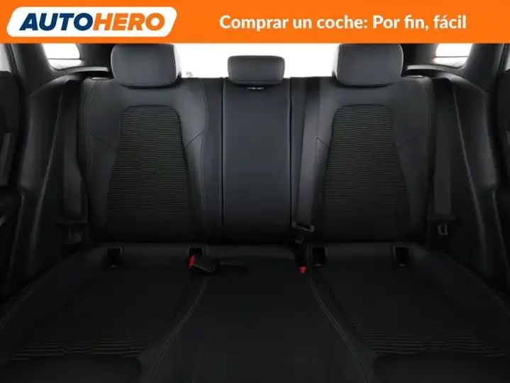 Mercedes-Benz GLA 2022, foto 16