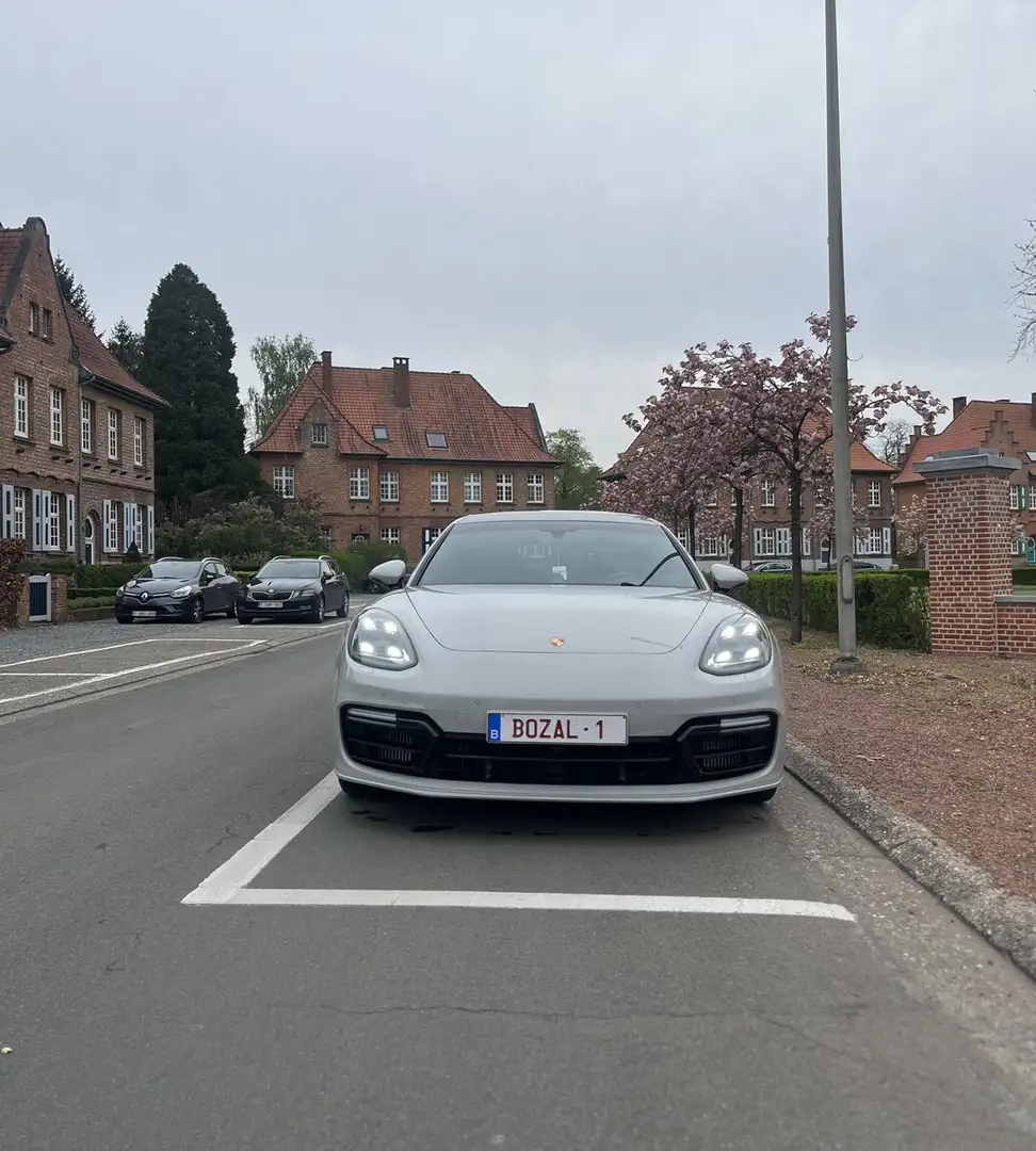 Porsche Panamera 4 E-Hybrid Executive Grijs - 2