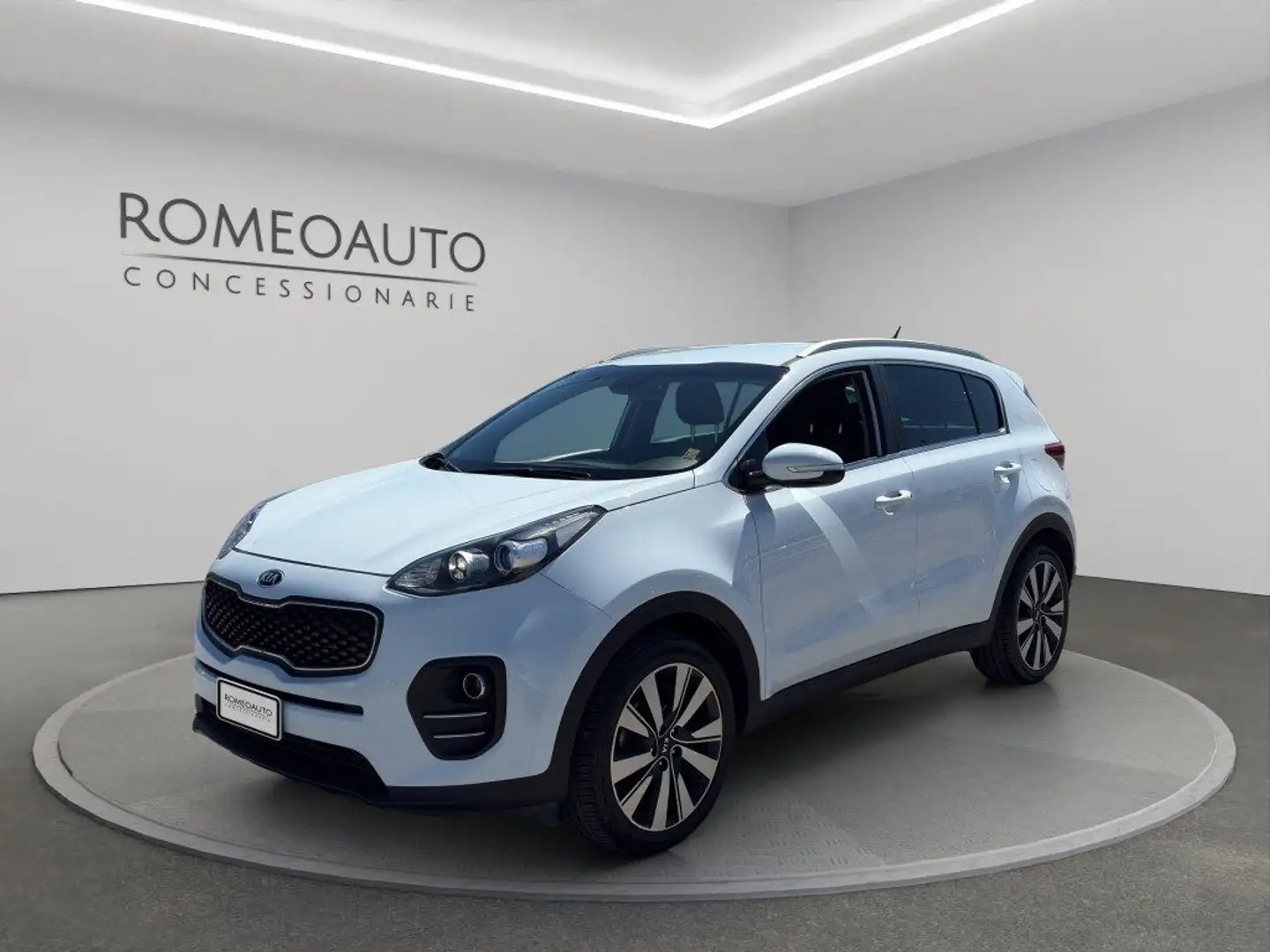 Kia Sportage 1.7 CRDI 2WD Business Class Bianco - 1