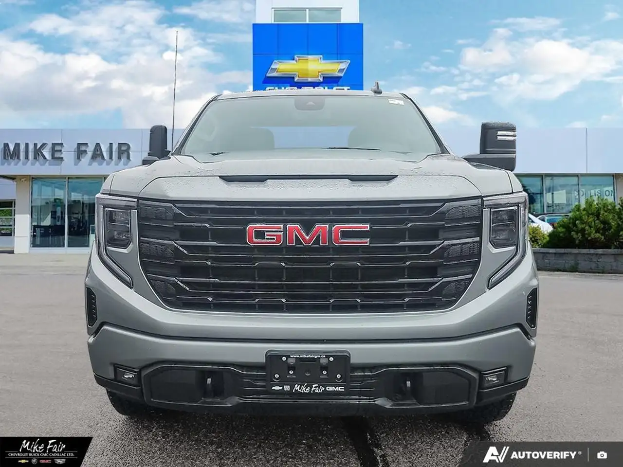 GMC Sierra 1500 снимка GMC Sierra 1500