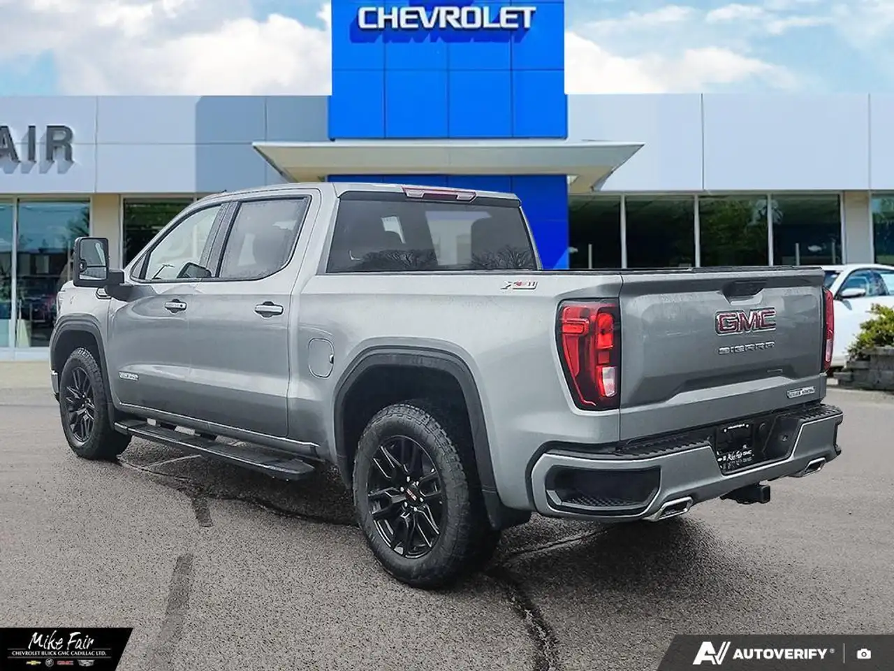 GMC Sierra 1500 снимка GMC Sierra 1500