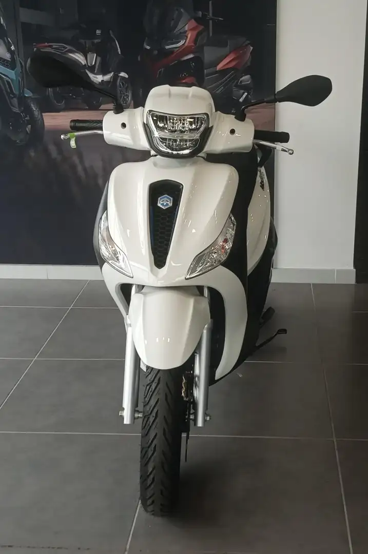 Piaggio Medley 125 "i-get" sport EURO 5 +- NUOVO IN PRONTA CONSEGNA! Bianco - 2