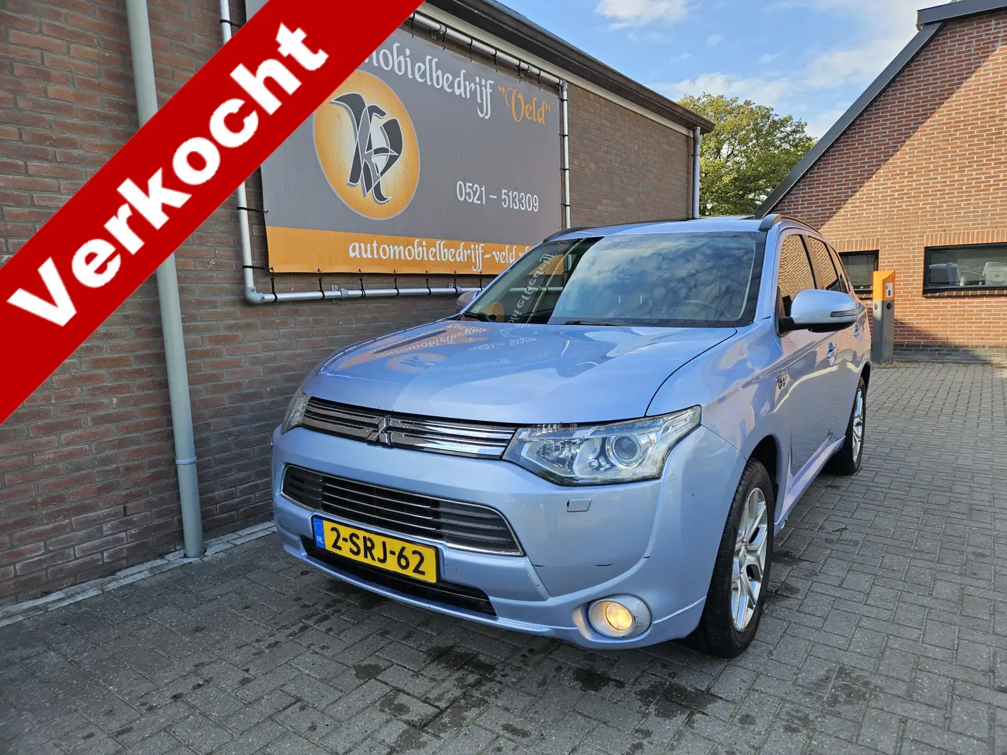 Mitsubishi Outlander 2.0 PHEV Instyle Bleu - 1