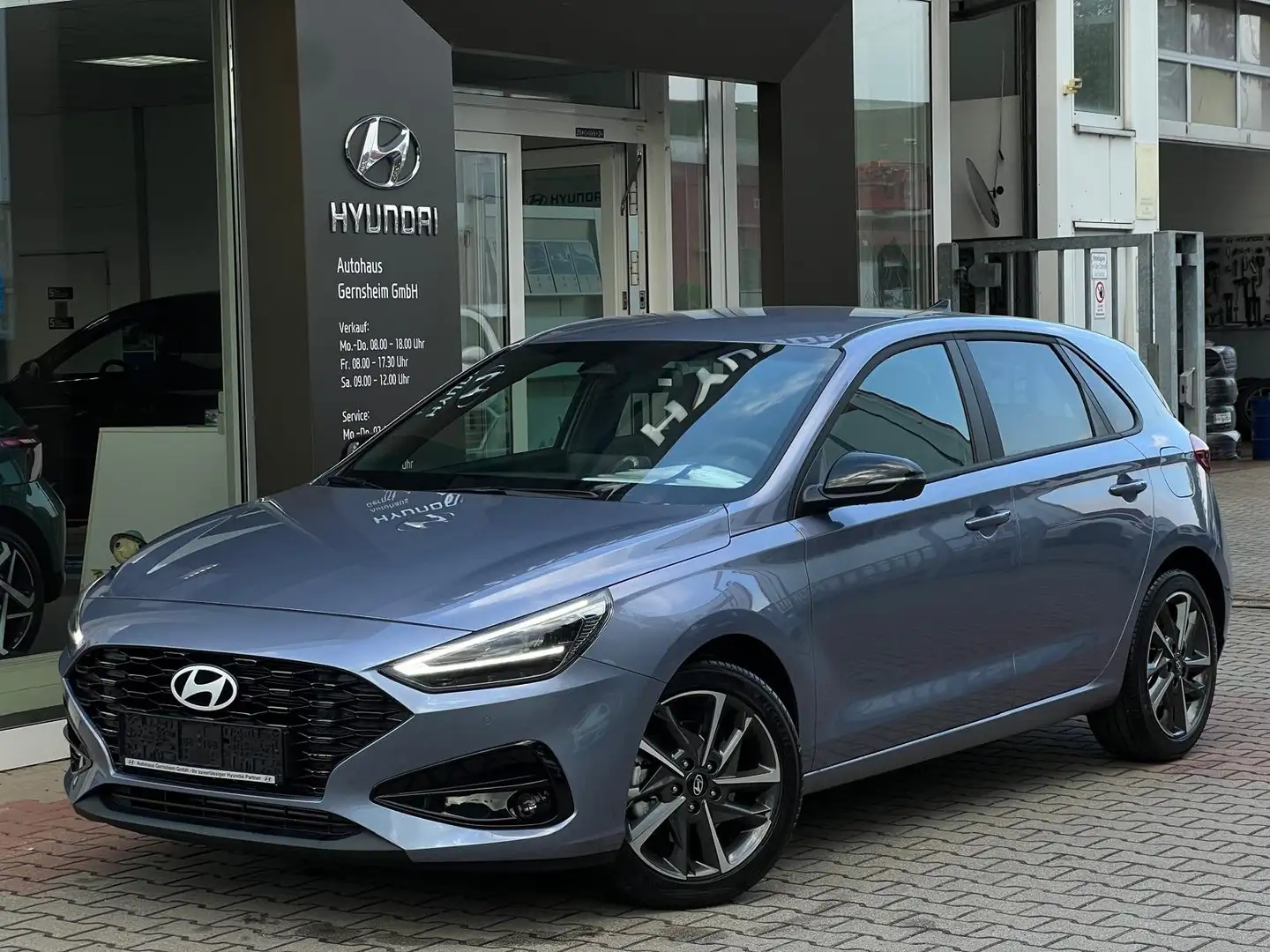 Hyundai i30 Advantage***Navi, Kamera, Sitzhheiz., Apple Car*** Bleu - 1