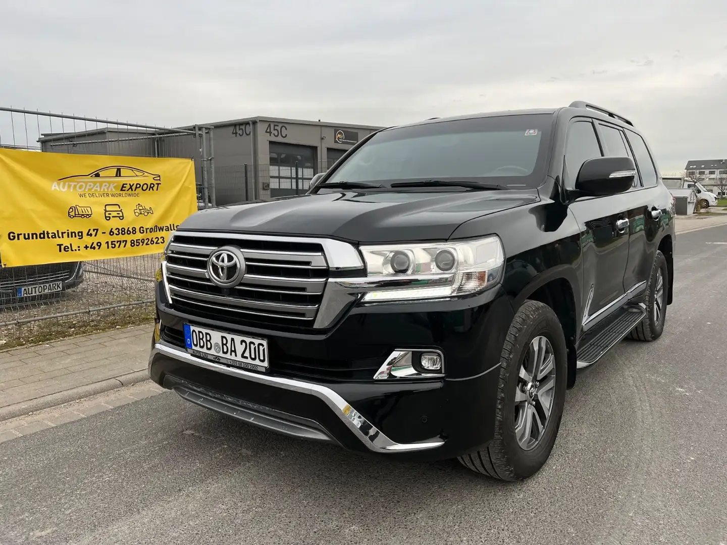 Toyota Land Cruiser 4,5 V8*J200*ARMORED*NEW BUILT*B6*E5 Negro - 1