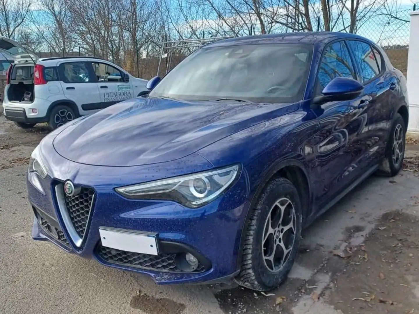 Alfa Romeo Stelvio Stelvio 2.2 t Business Q4 190cv auto Blu/Azzurro - 2