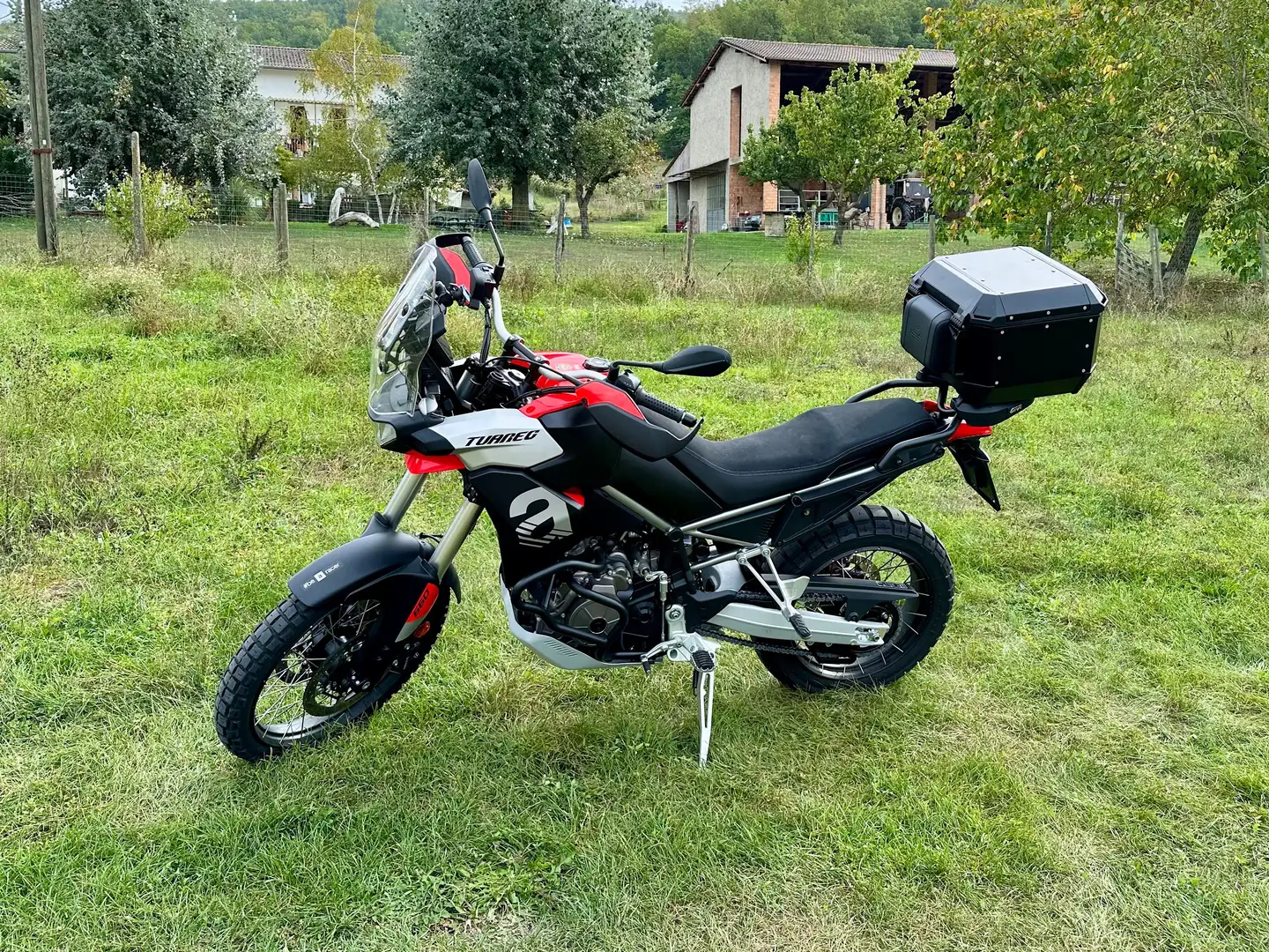 Aprilia Tuareg Piros - 1