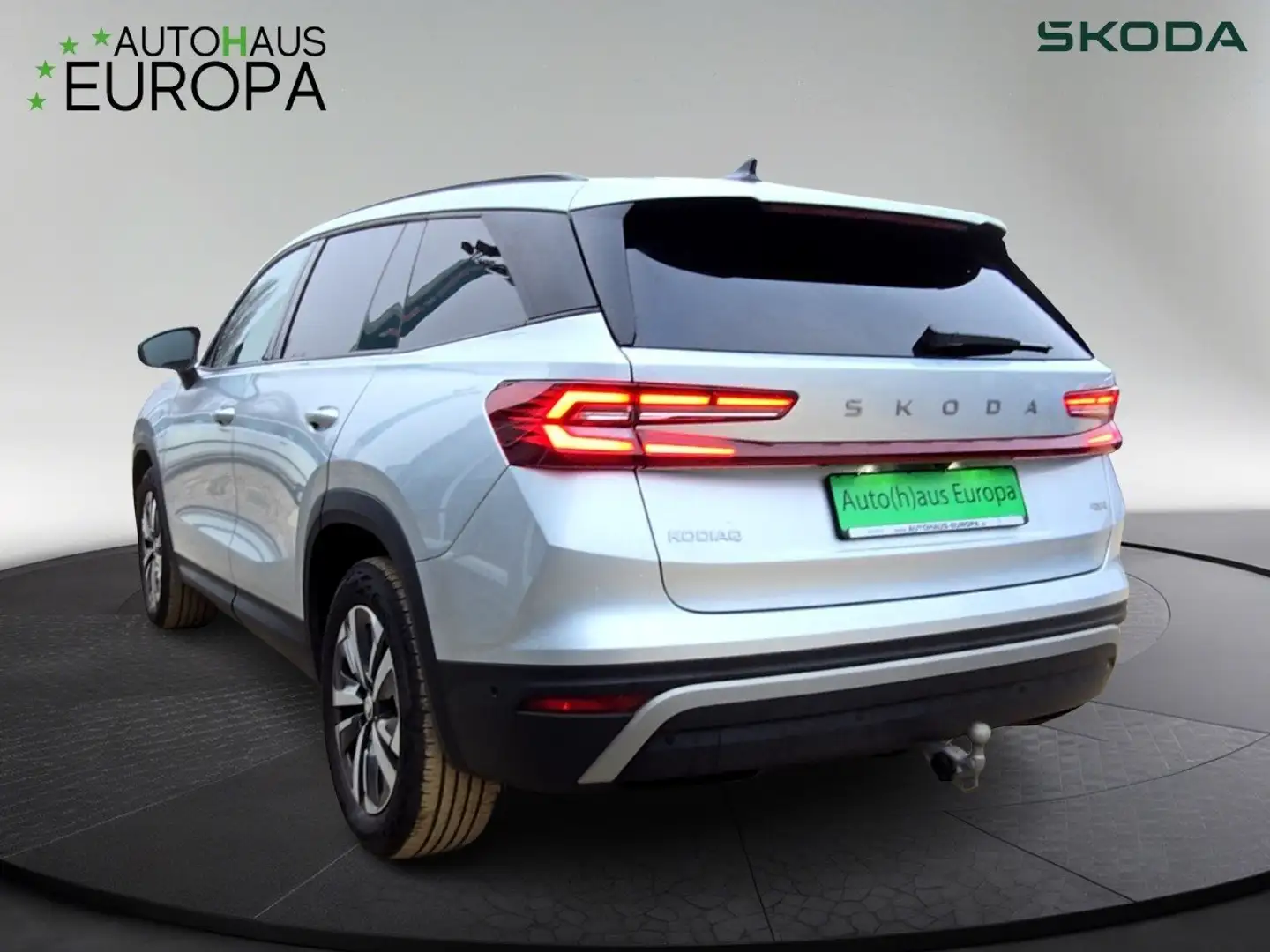 Skoda Kodiaq 2.0 TDI DSG 4x4 W Selection ACC AHK Navi Kam360 Pa Silber - 2