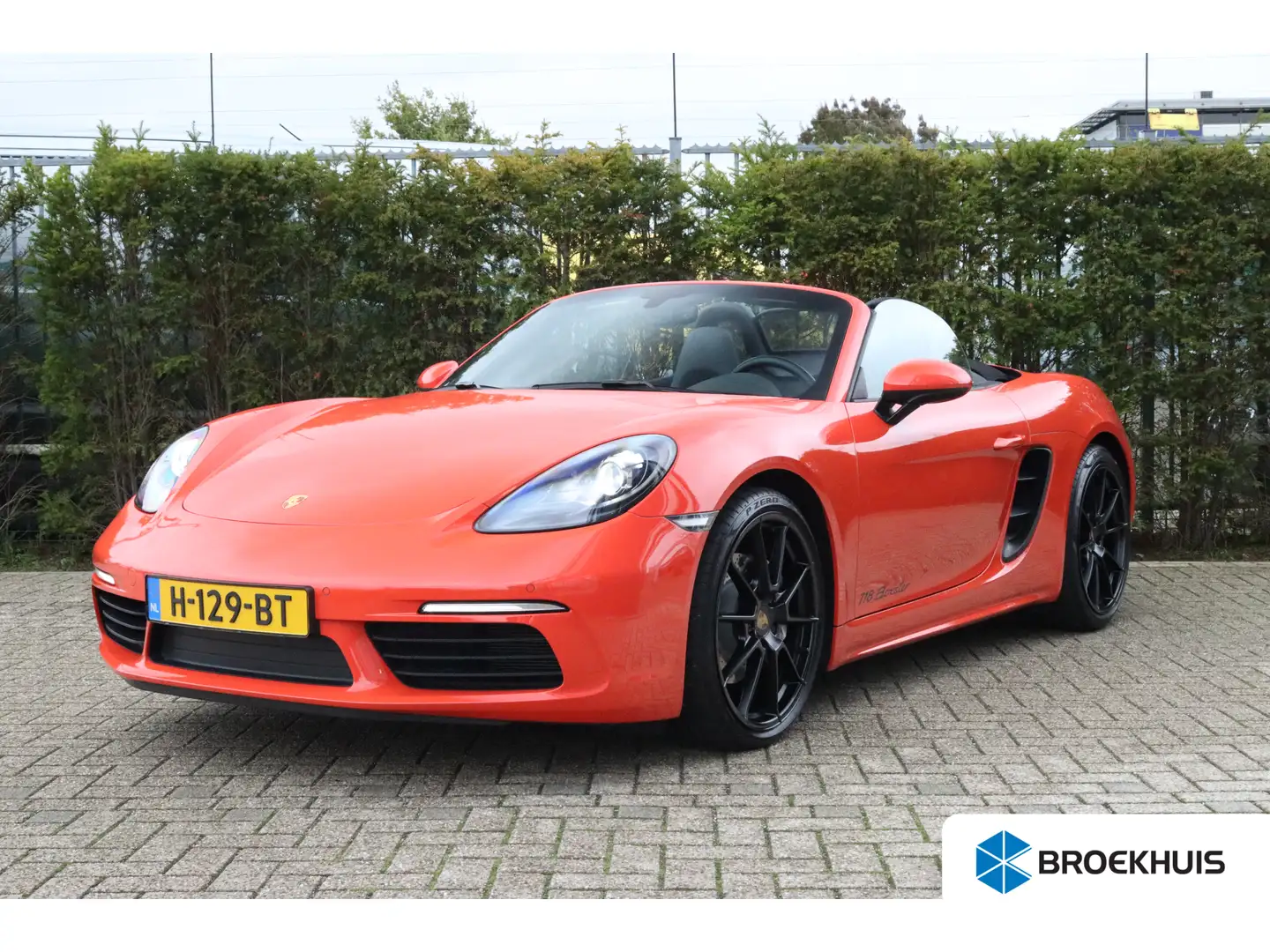 Porsche 718 Boxster 2.0T Nederlandse Auto | Dealeronderhouden Orange - 1