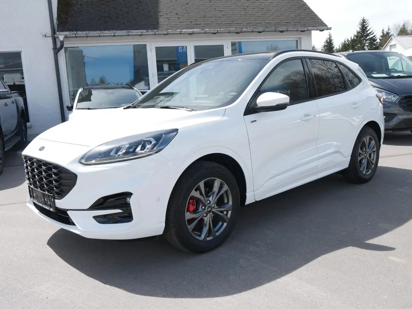 Ford Kuga Hybrid ST-Line X iACC BLIS Panorama Wit - 2