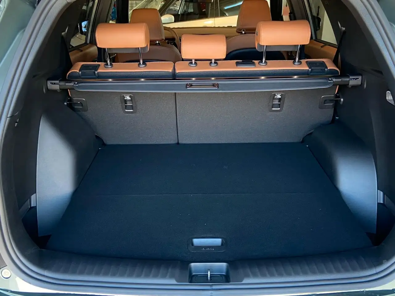 SsangYong Torres 1.5 Forest Edition 2WD AT LEDER NAVI KAMERA 20" 18