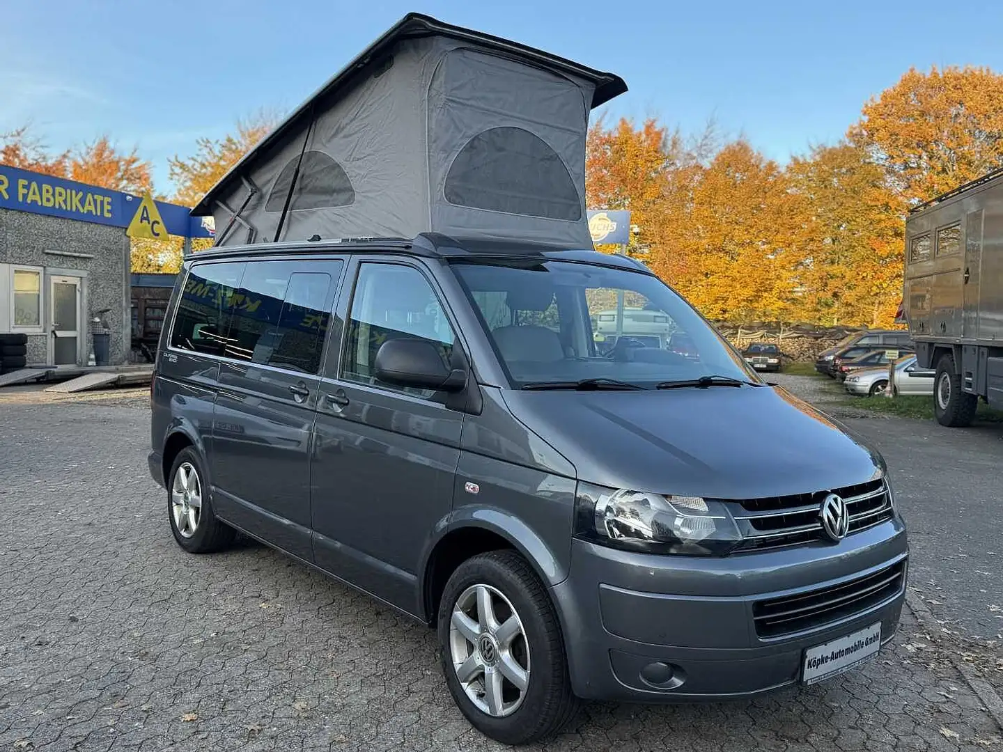 Volkswagen T5 California California T5 2.0 TDI/DSG/Umluftstandheizung/AHK Gris - 2