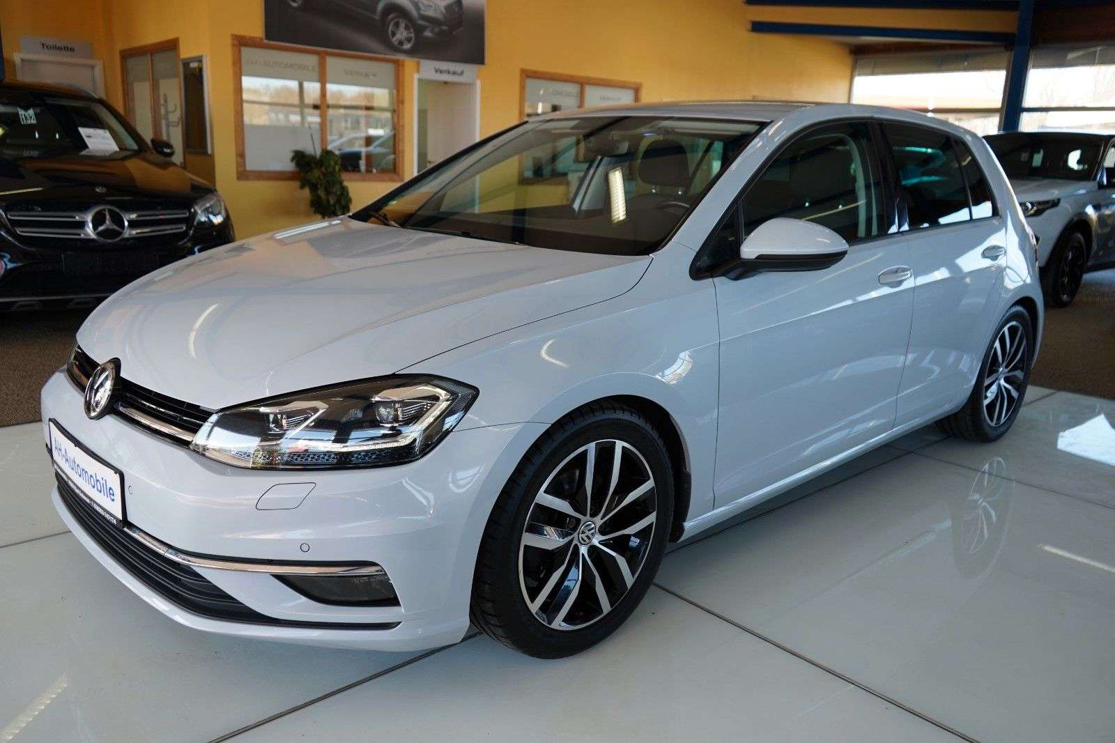 Second hand Volkswagen Golf 1.6